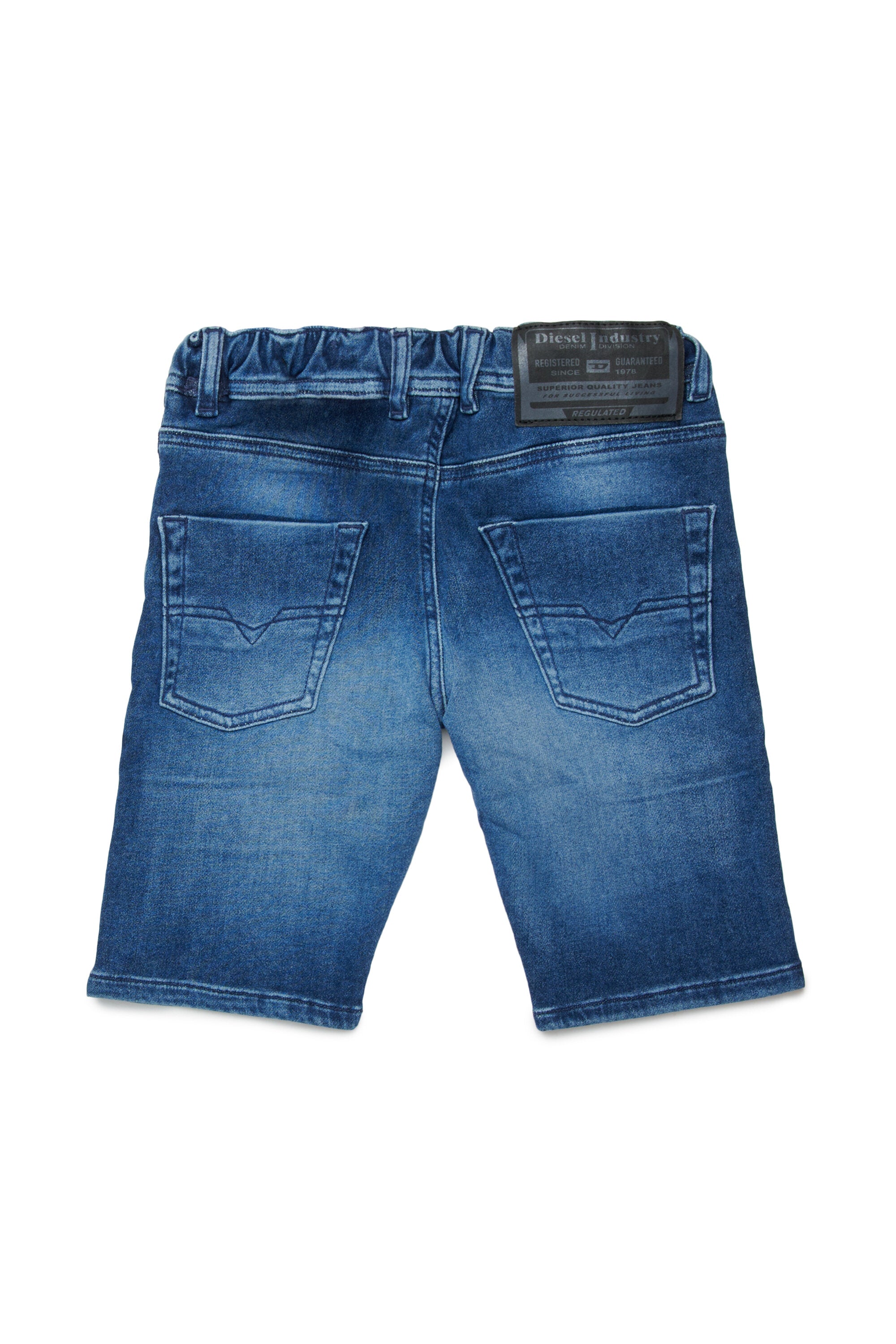 JoggJeans®(ジョグジーンズ)のショートパンツ、ミッドブルー、シェード付き
