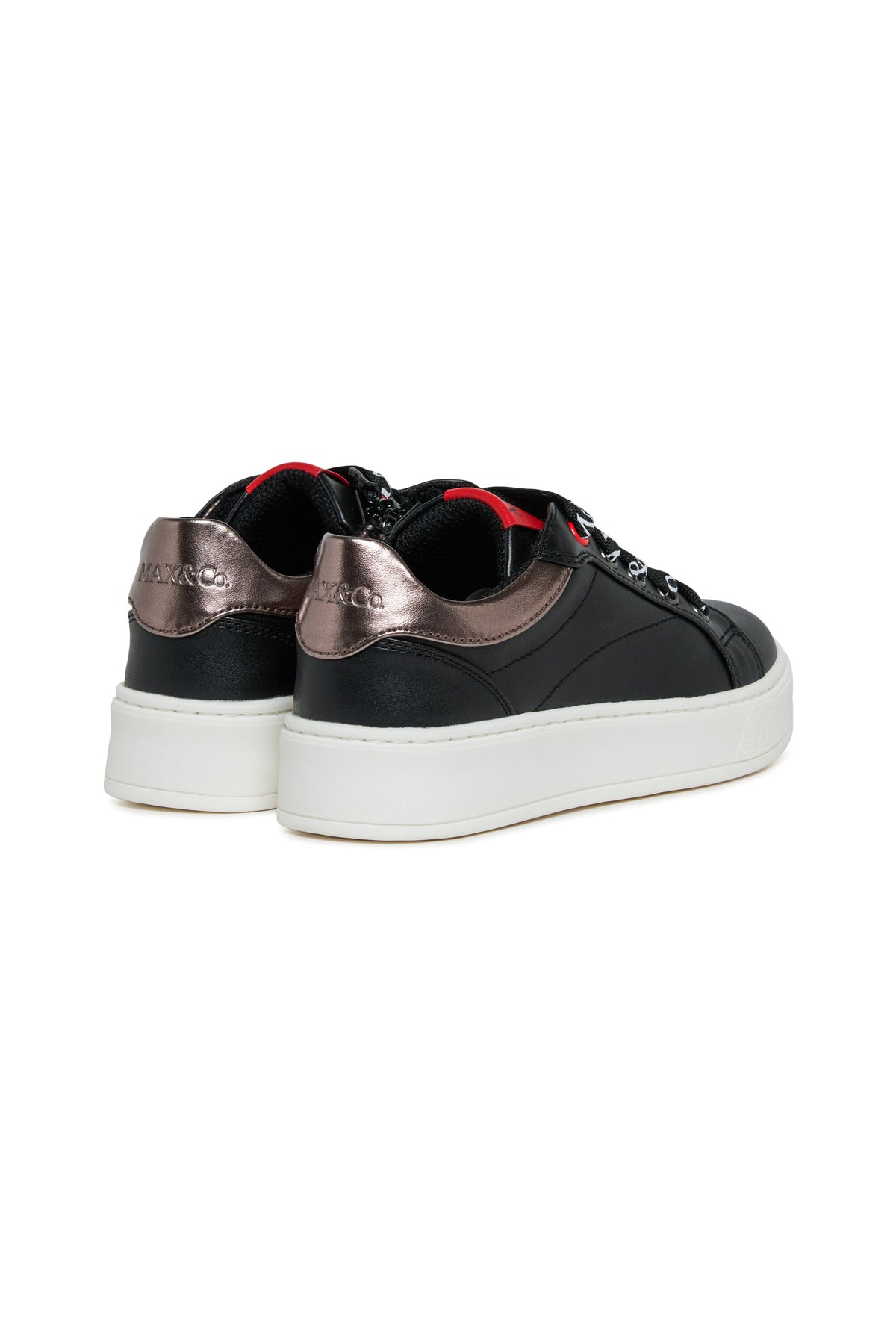 Sneakers with logo
