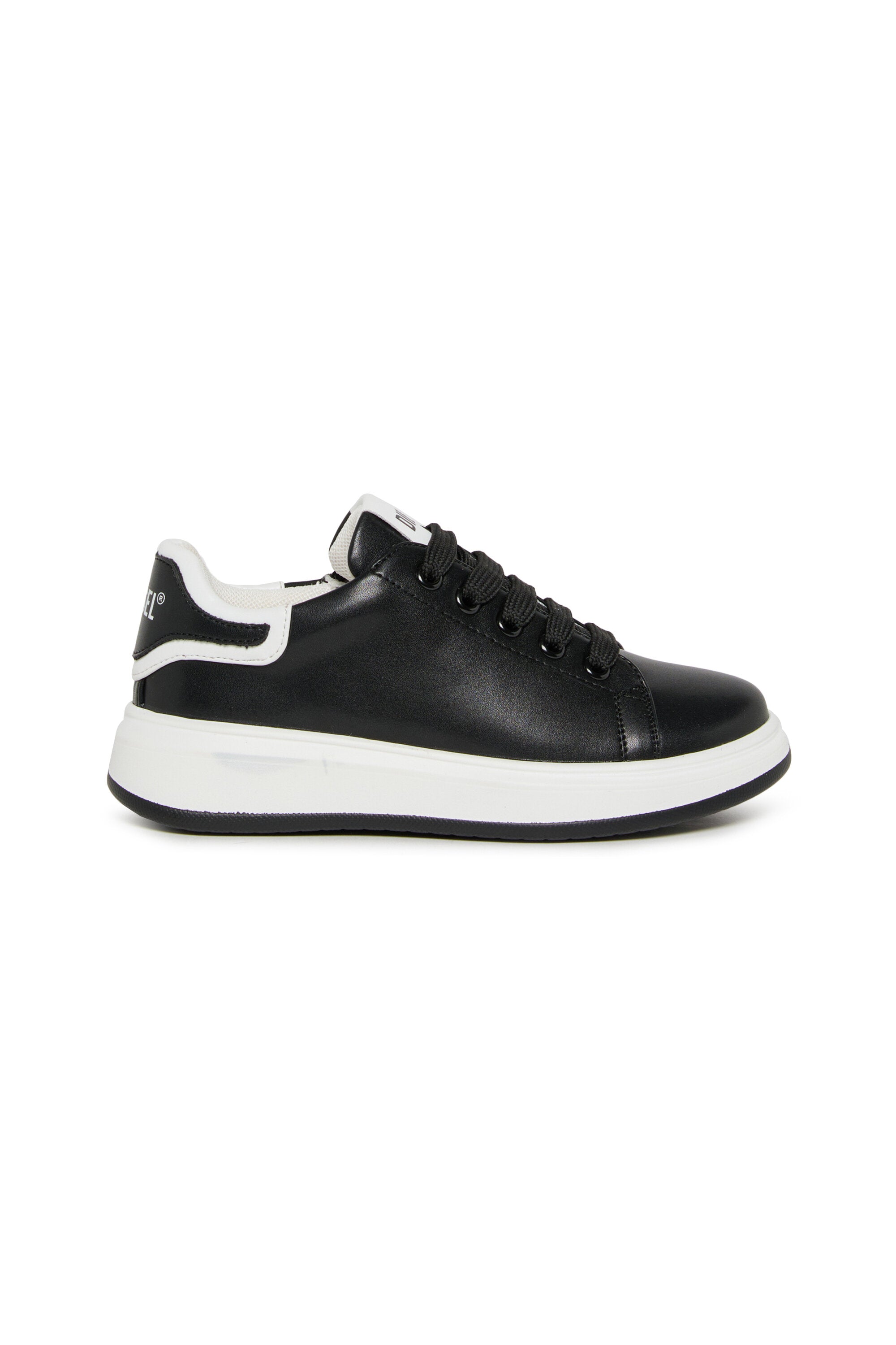Sneakers with logo