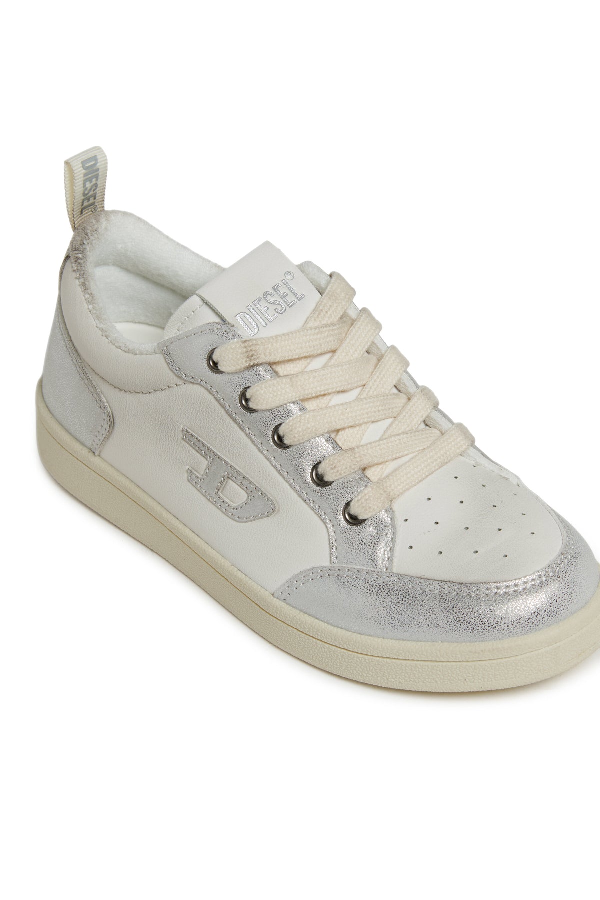 Sneakers with logo
