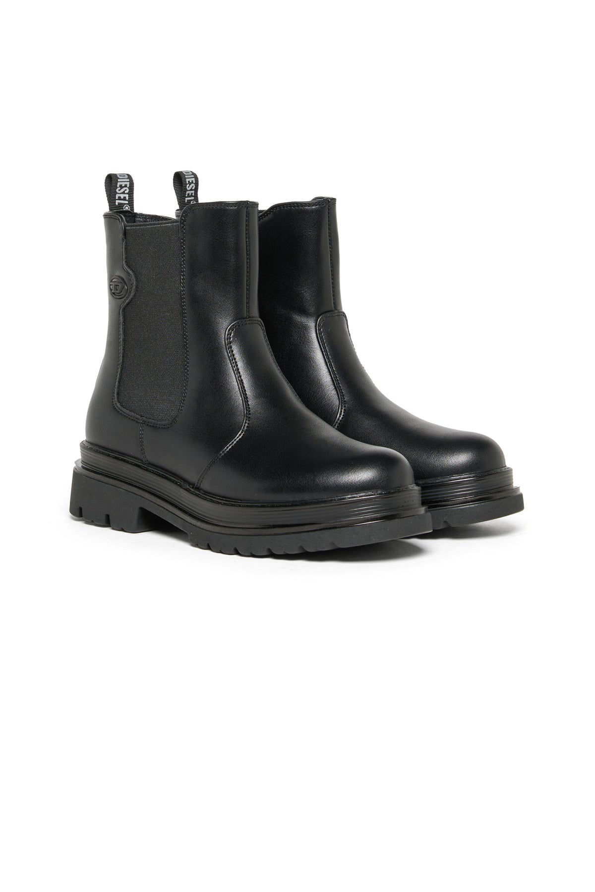 Chelsea boots with logo