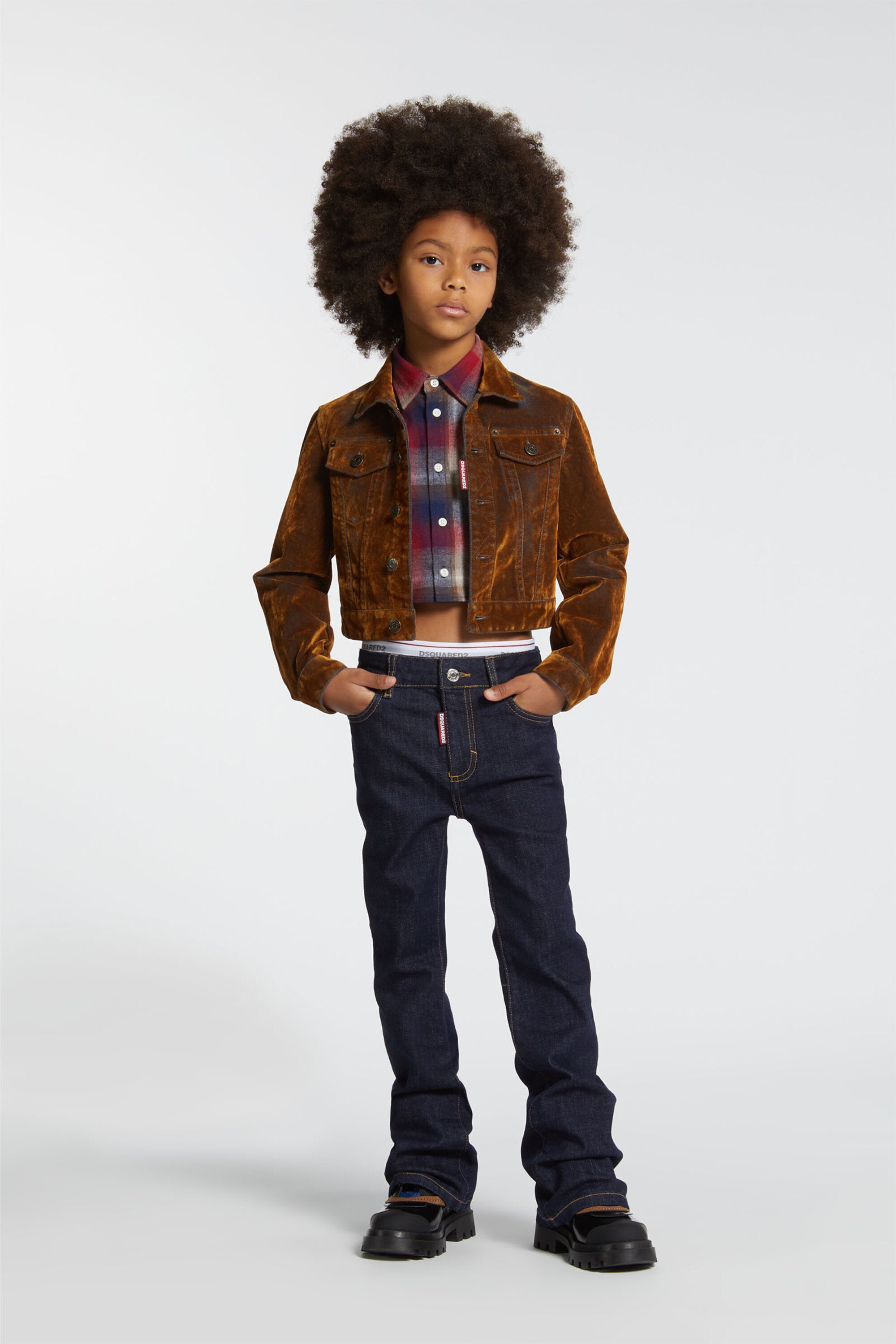 ダークブルーのスリム・ジーンズ - フレアー・ツィギー・ジーンズ