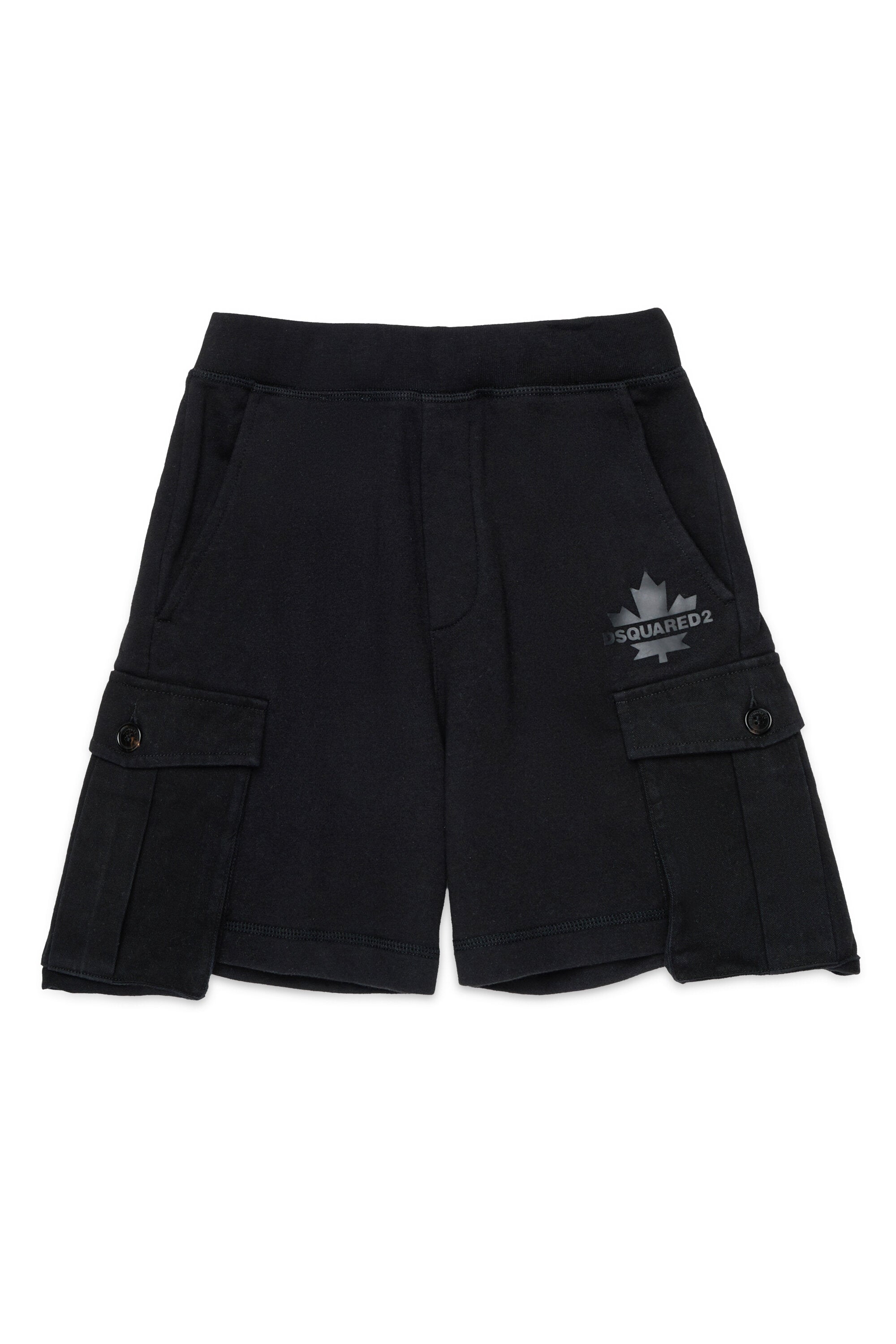 Fleece cargo shorts with Maple Leaf