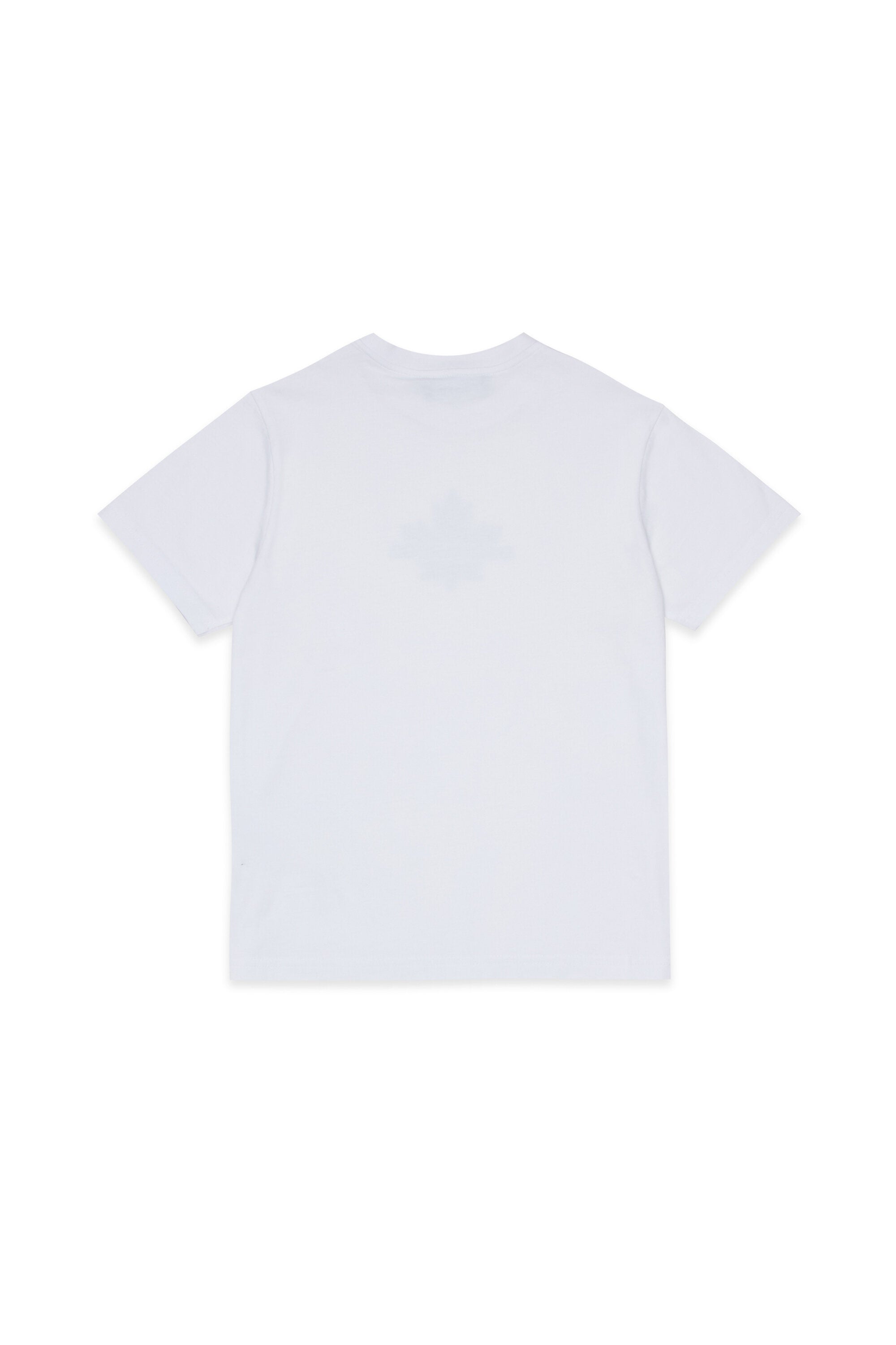 Maple Leafーフ付きTシャツ