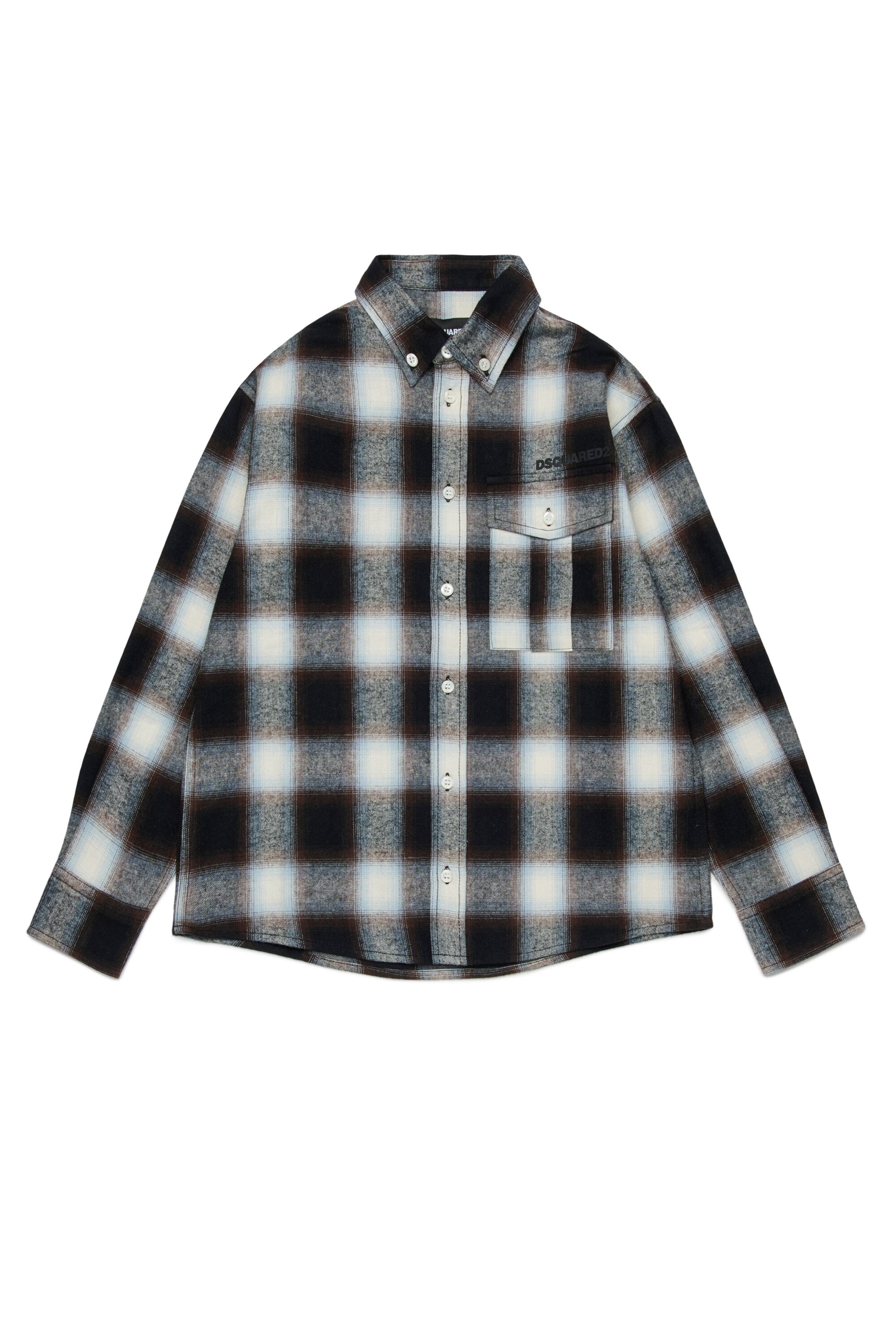 チェックのフランネルシャツ