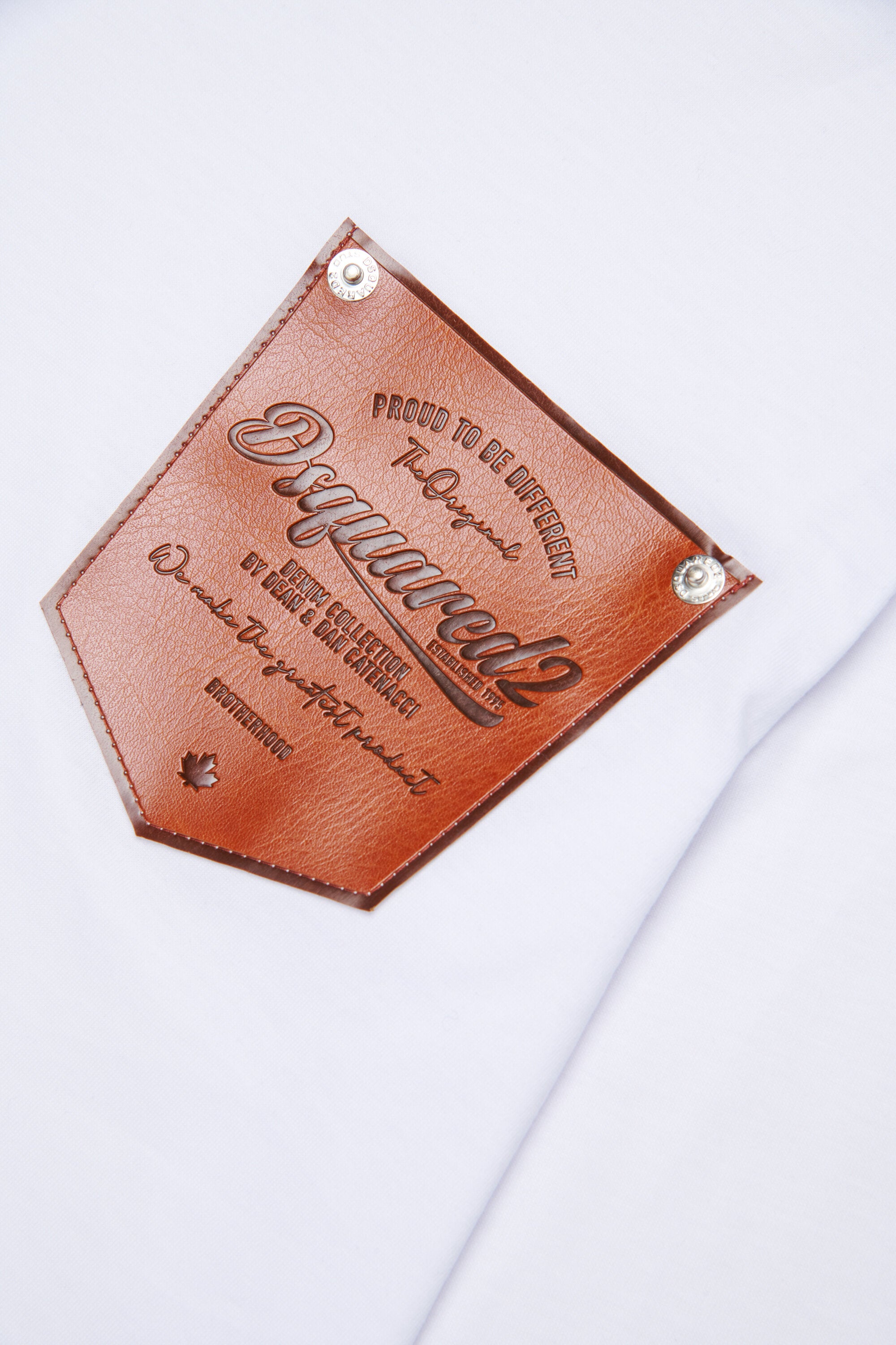 Long-sleeve t-shirt with logo