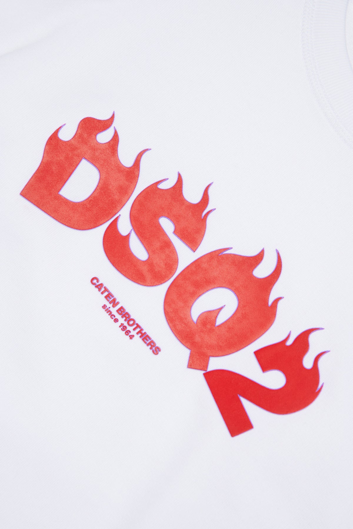DSQ2ロゴ入りクルーネックスウェット