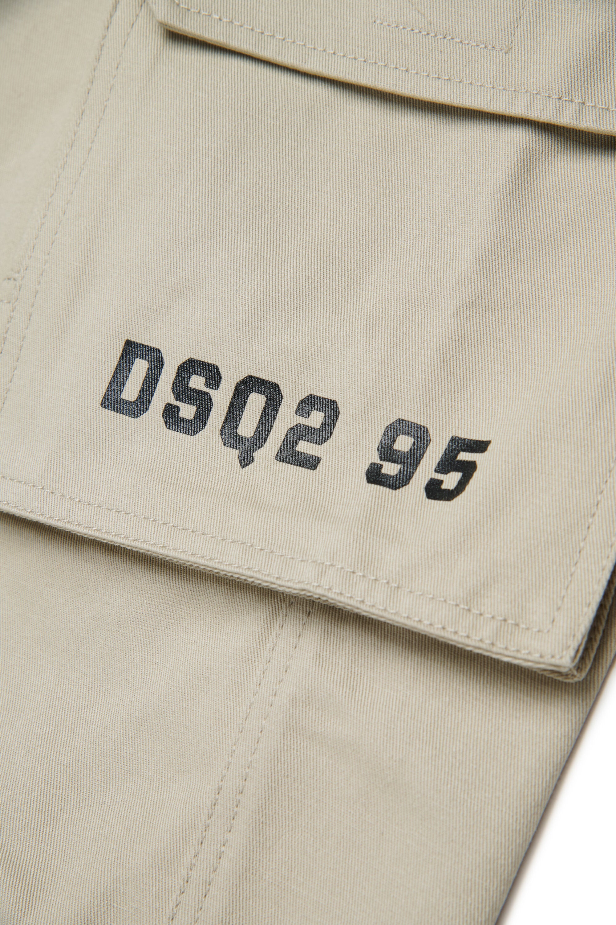 カーゴパンツ サイドポケット