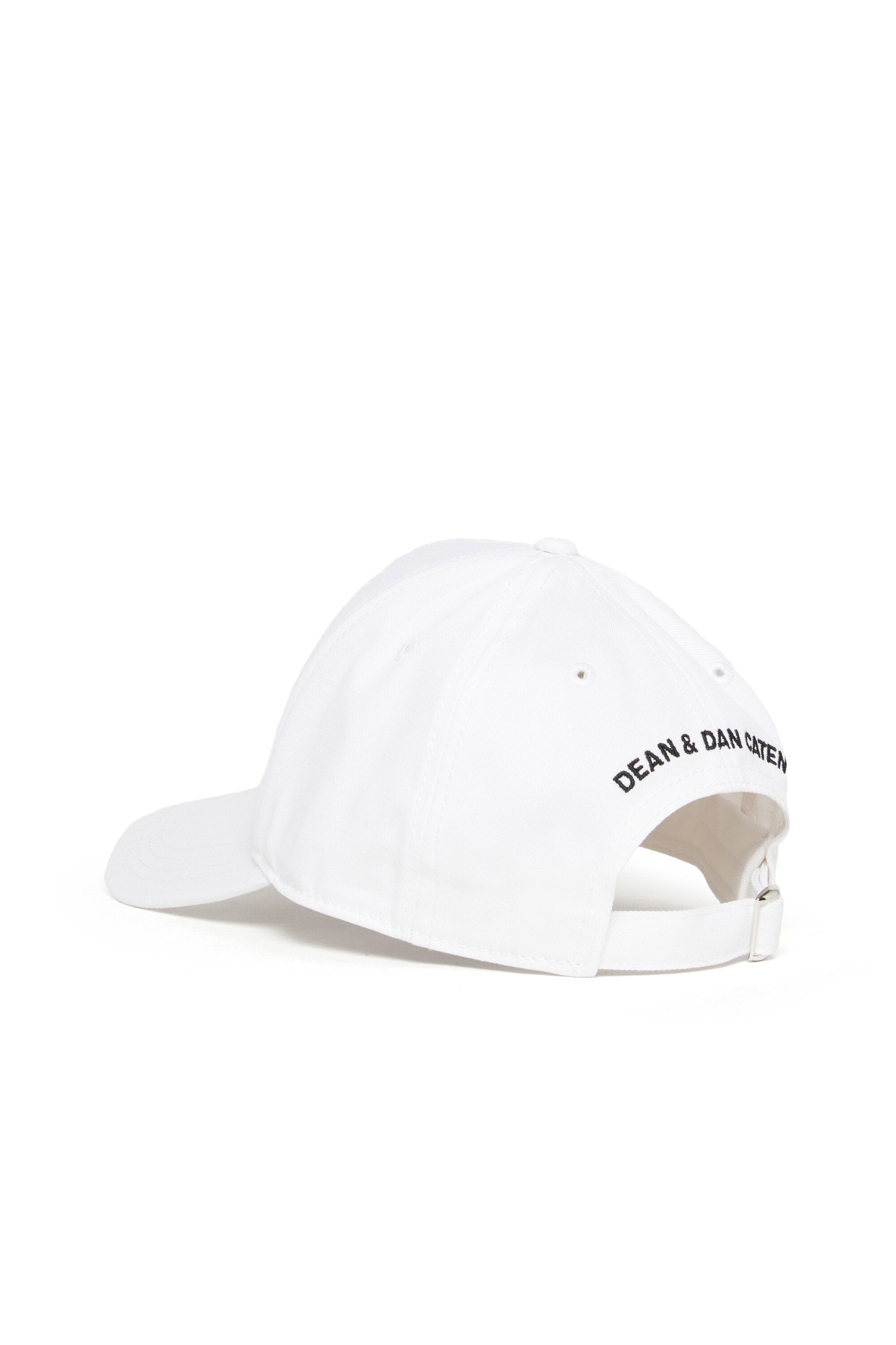 Baseball cap with logo