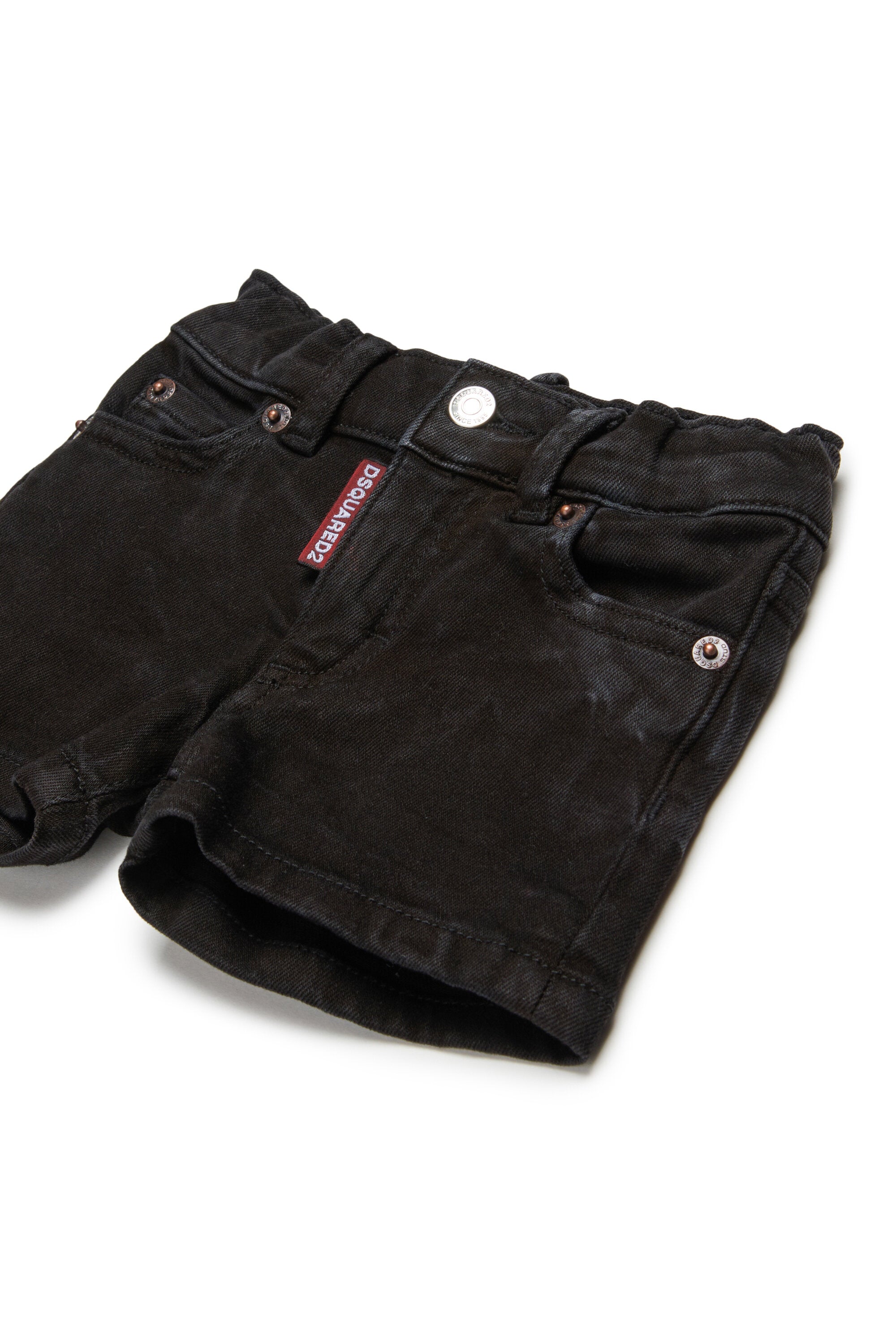 ロゴ入りデニムショートパンツ