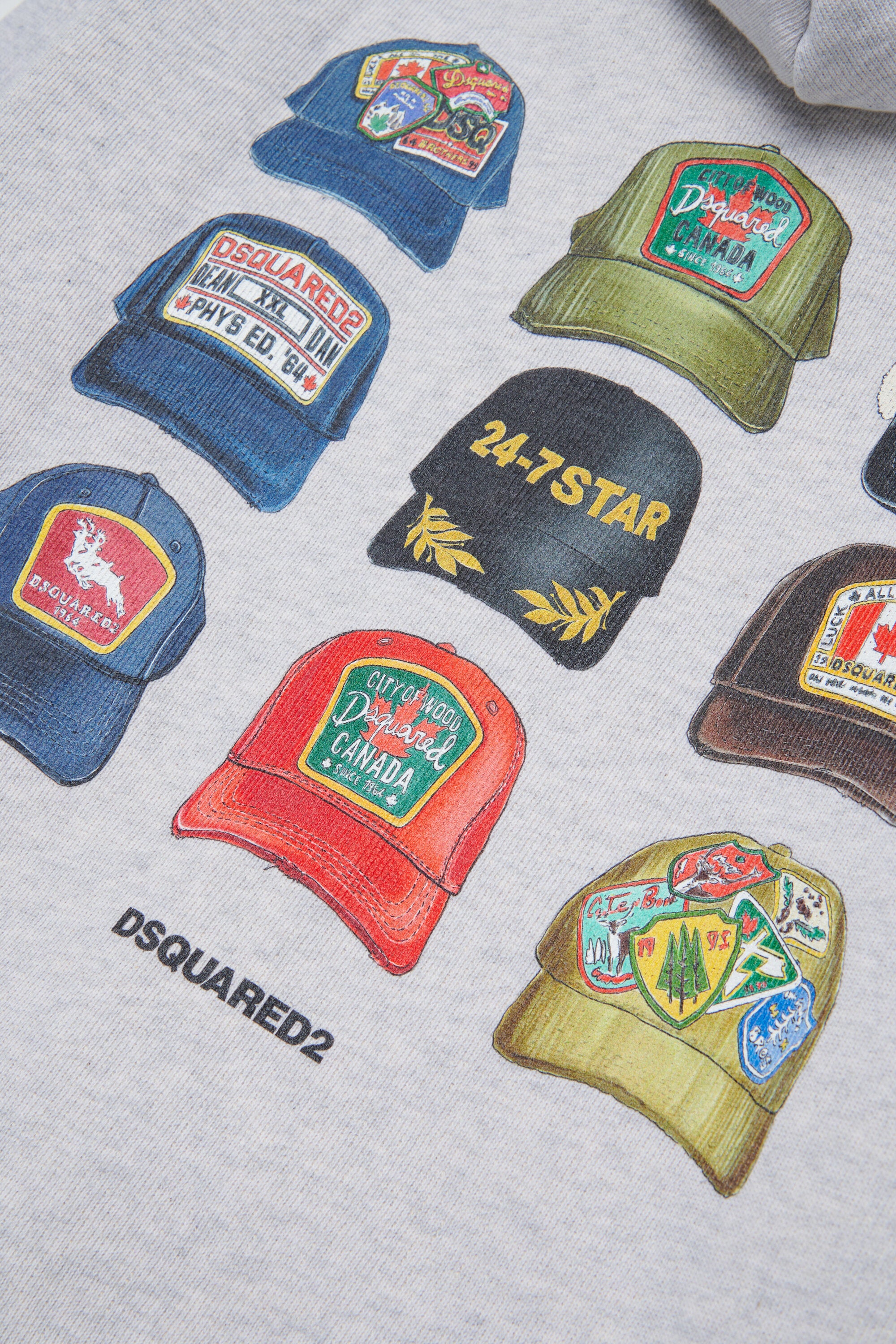 Sweatshirt with zipper and logo