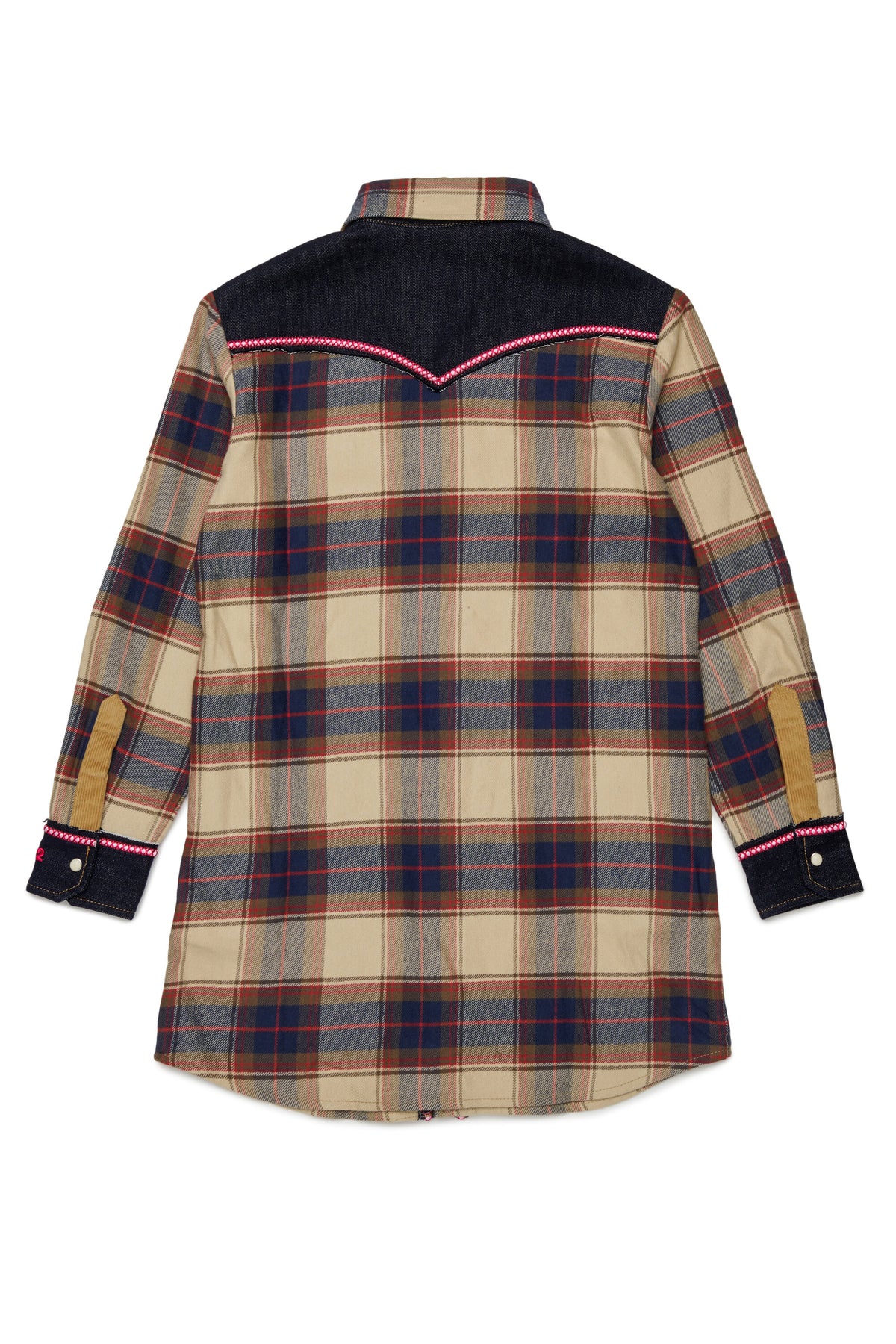 ロゴ入りチェックシャツ