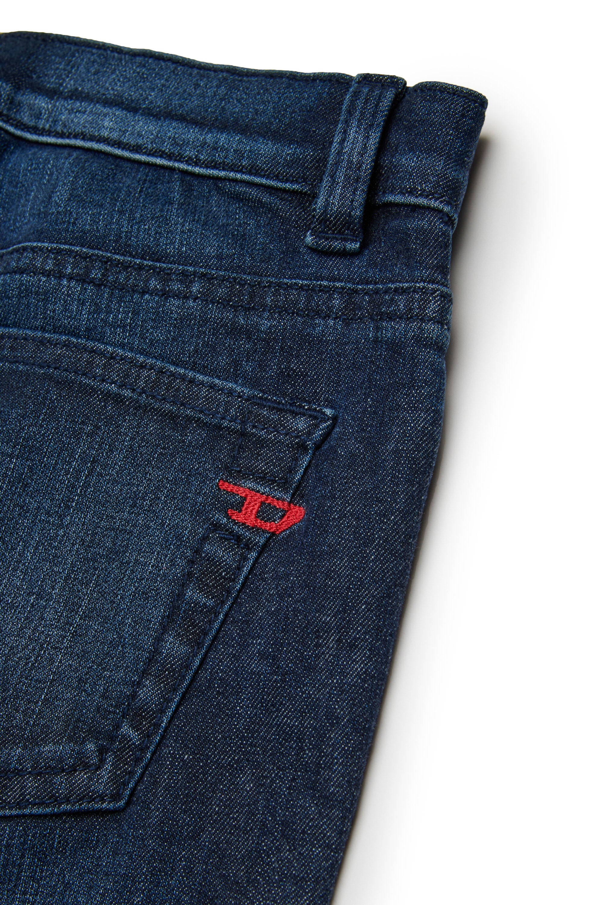 濃紺のレギュラージーンズ - 2020 D-Viker