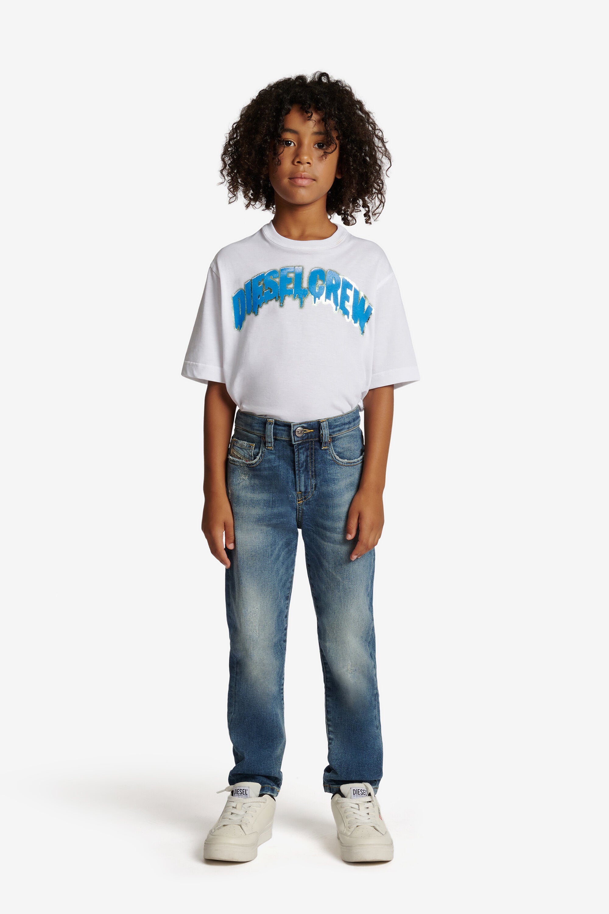 ミディアムブルーウォッシュ レギュラーフィットジーンズ - D-Viker