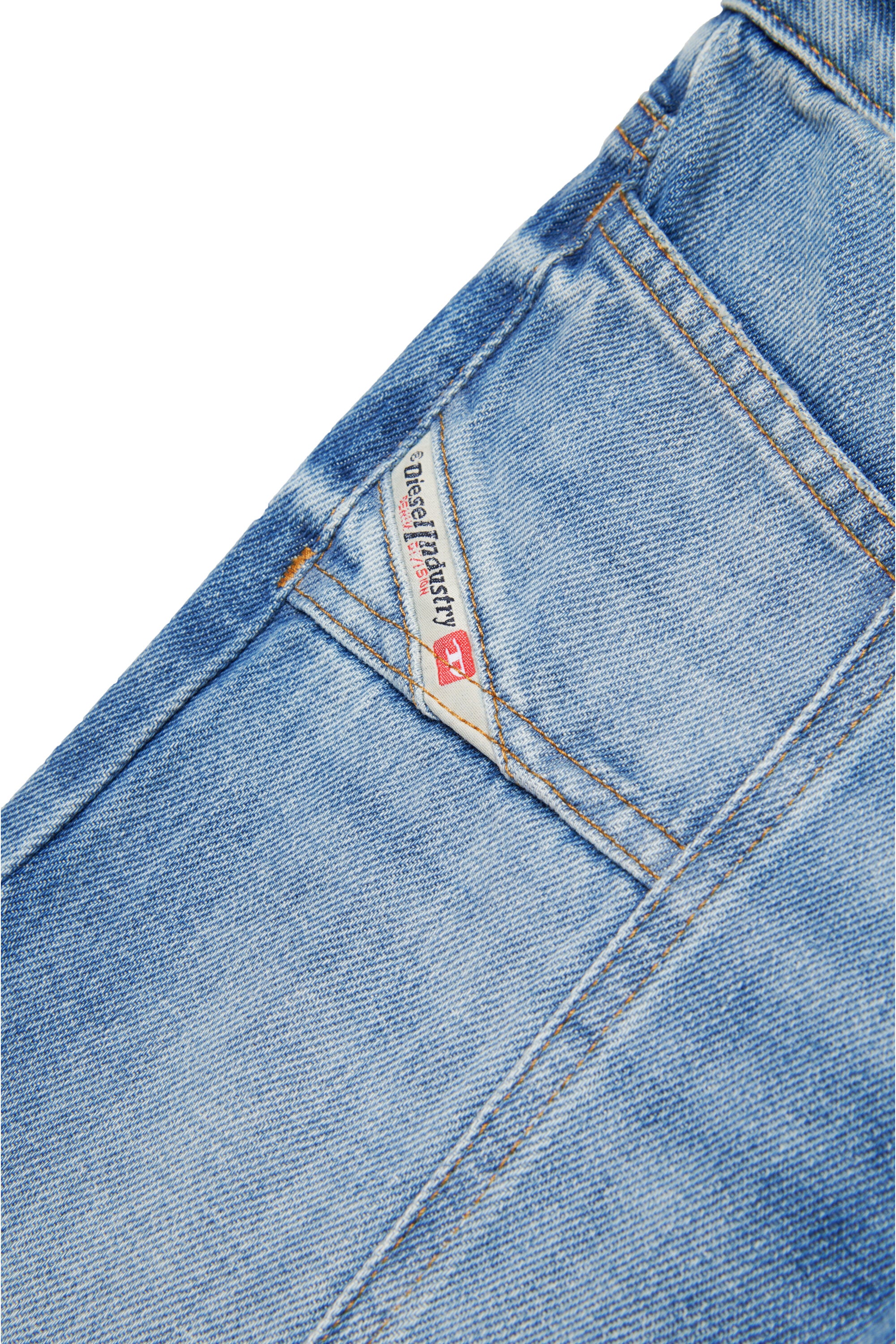 ヴィンテージ加工ブルーフレアジーンズ - D-Akii