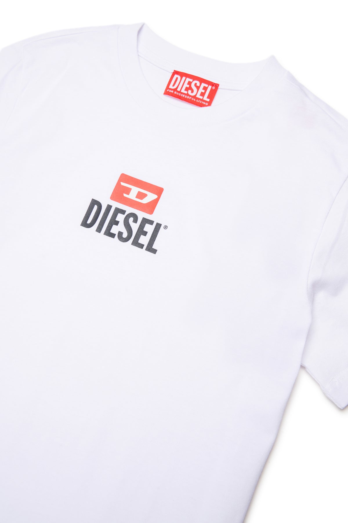 ロゴ入りTシャツ