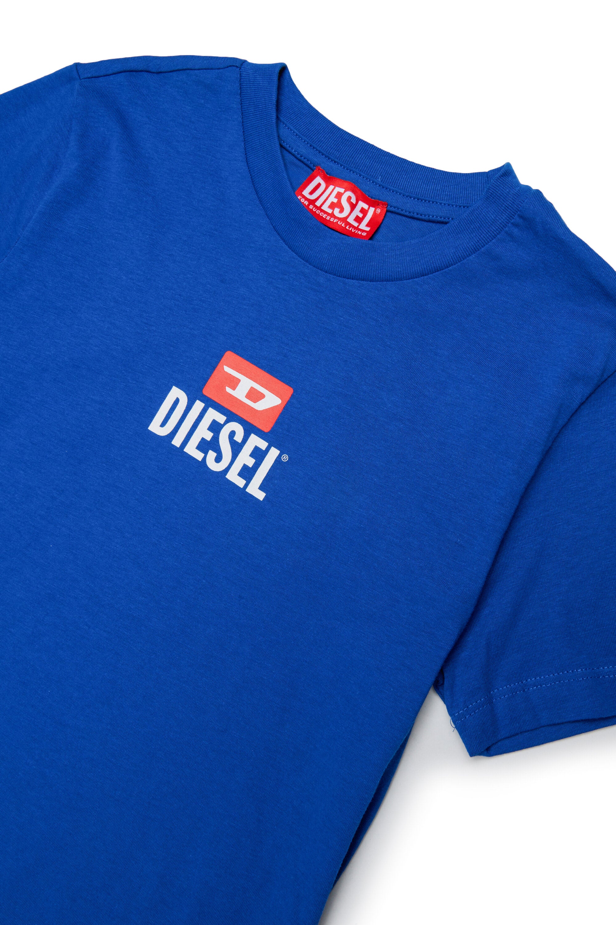 ロゴ入りTシャツ