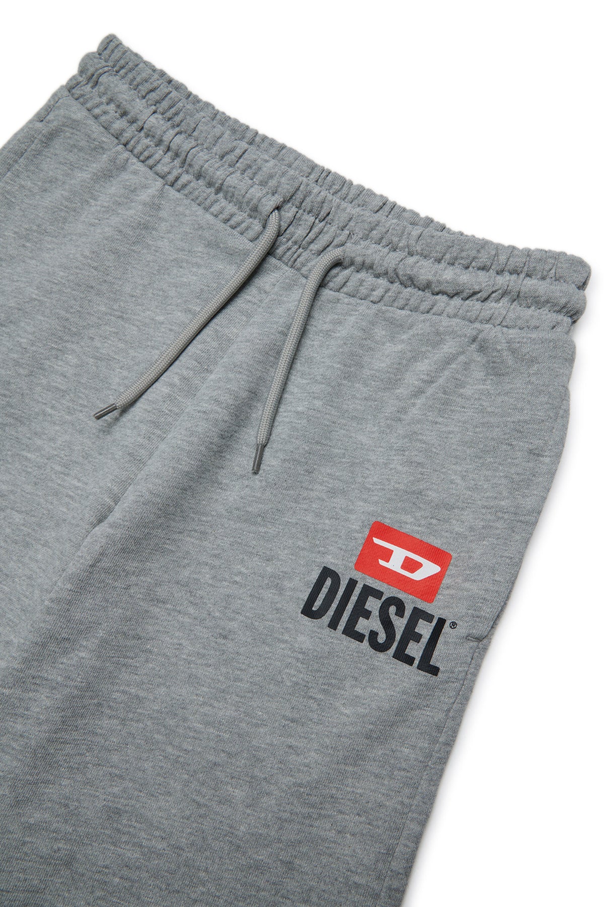 ロゴ入りトラックスーツ