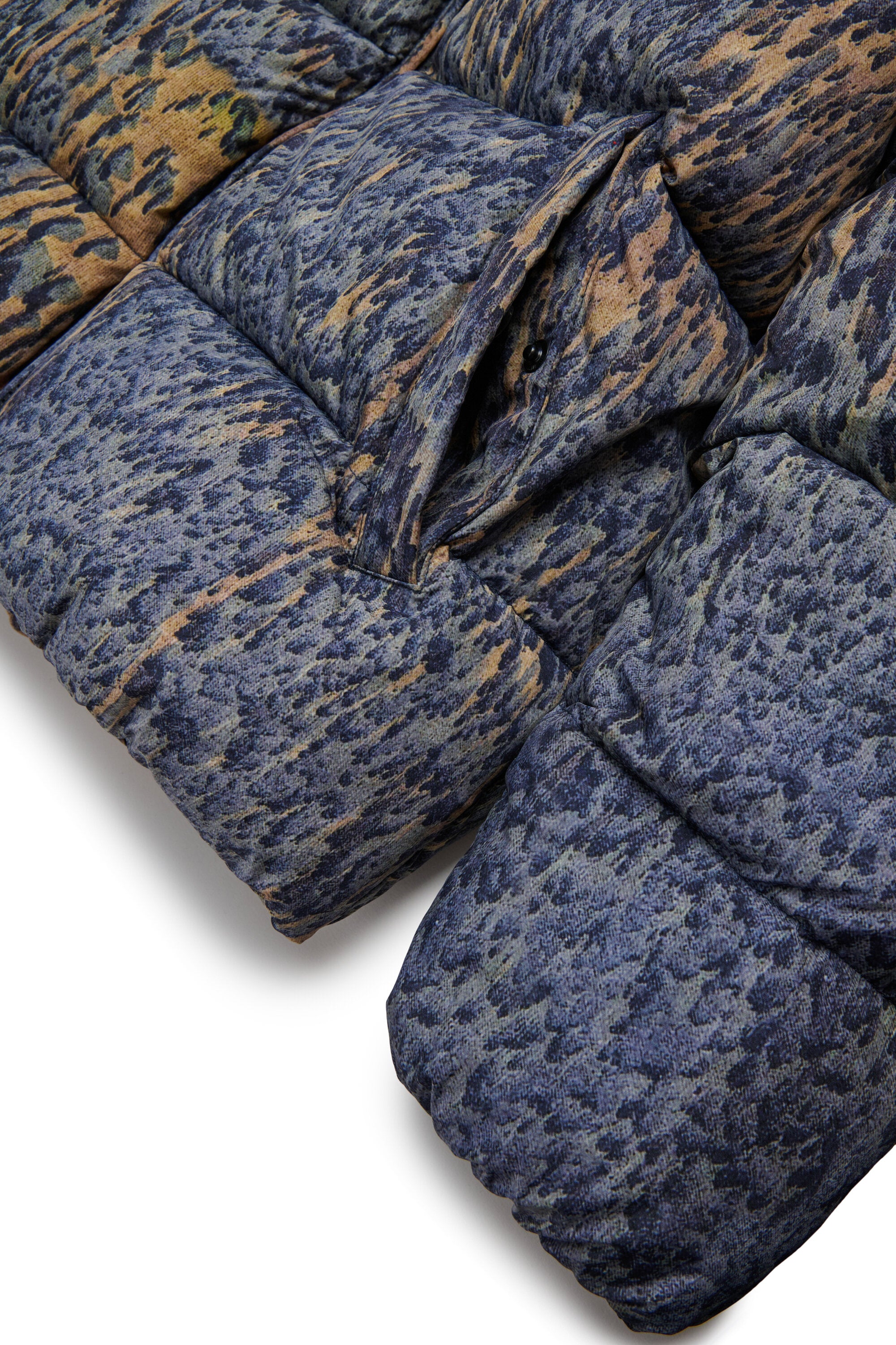 Acid Rain allover short padded jacket