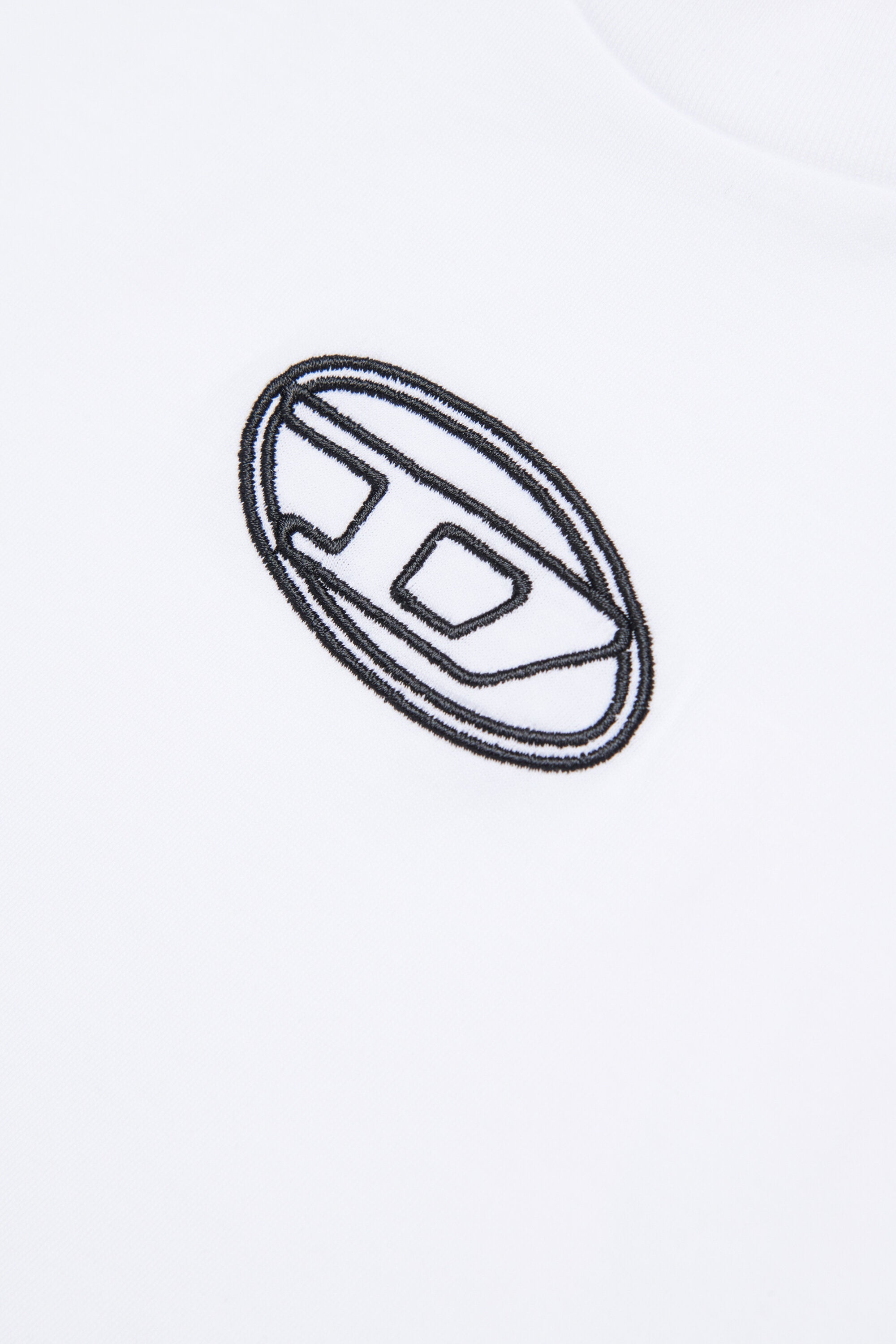 オーバルDのロゴが入ったボクシーなジャージー素材Tシャツ