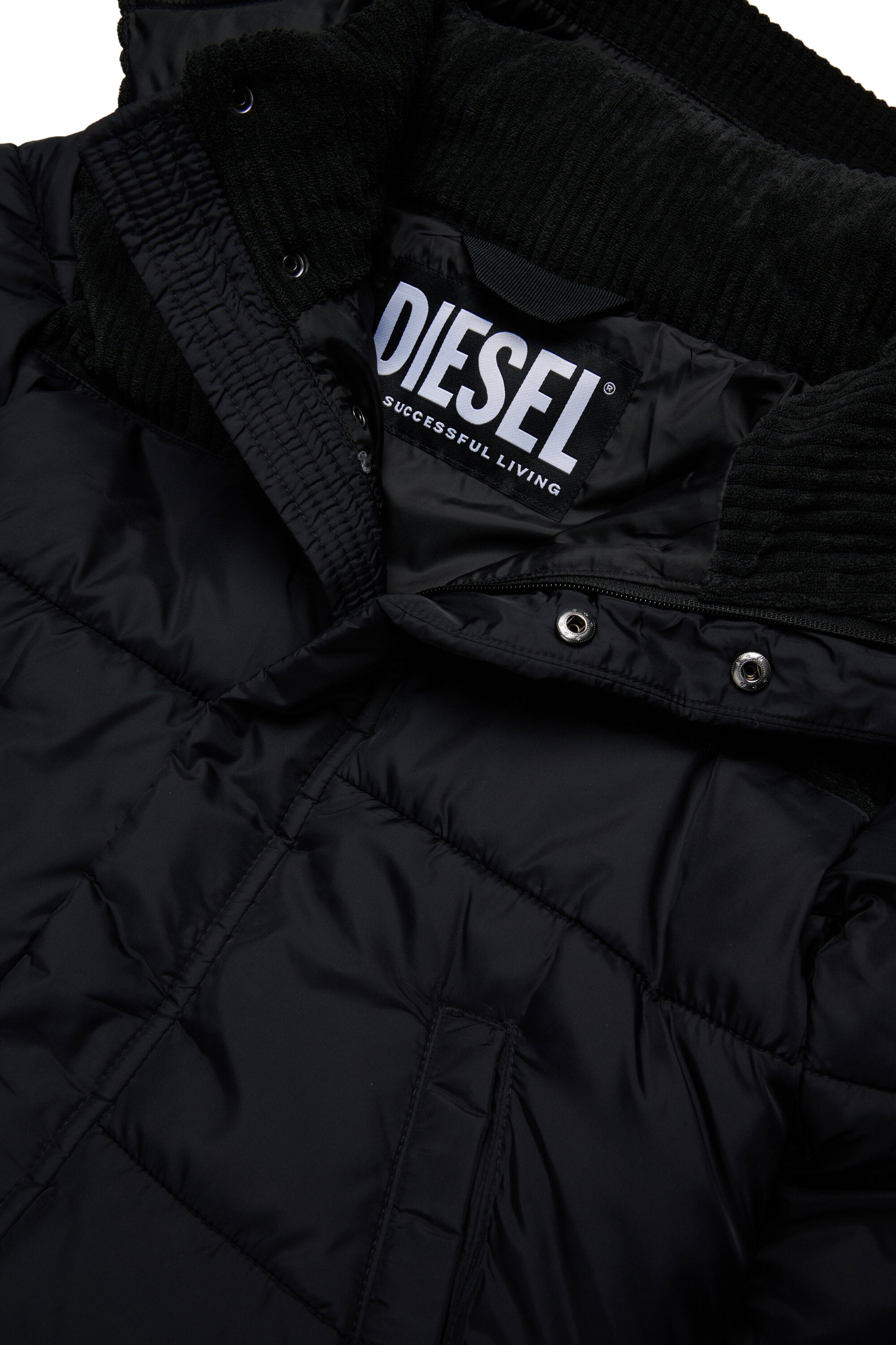 ロゴ入り中綿ジャケット