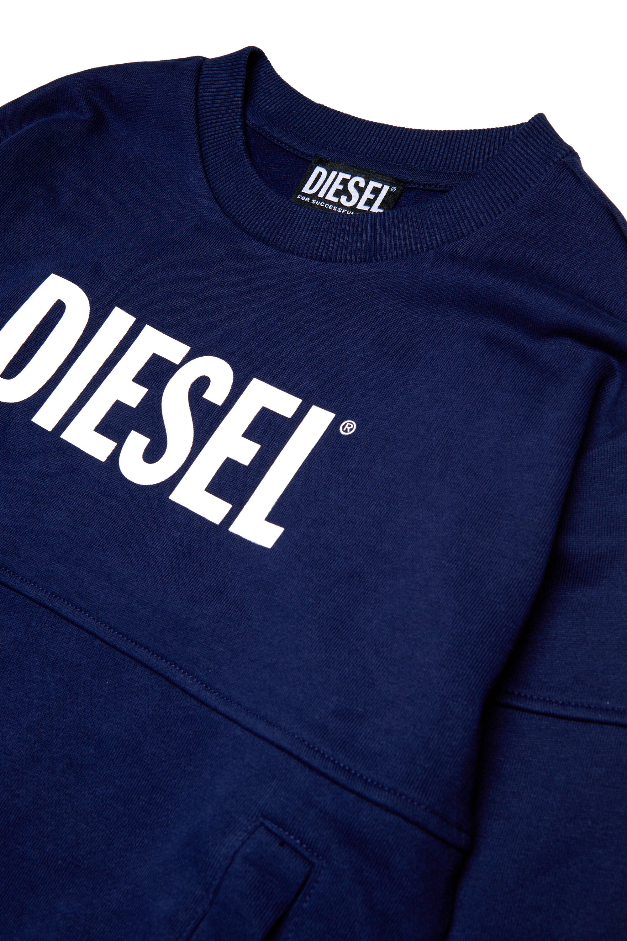 Dieselロゴ入りトラックスーツ