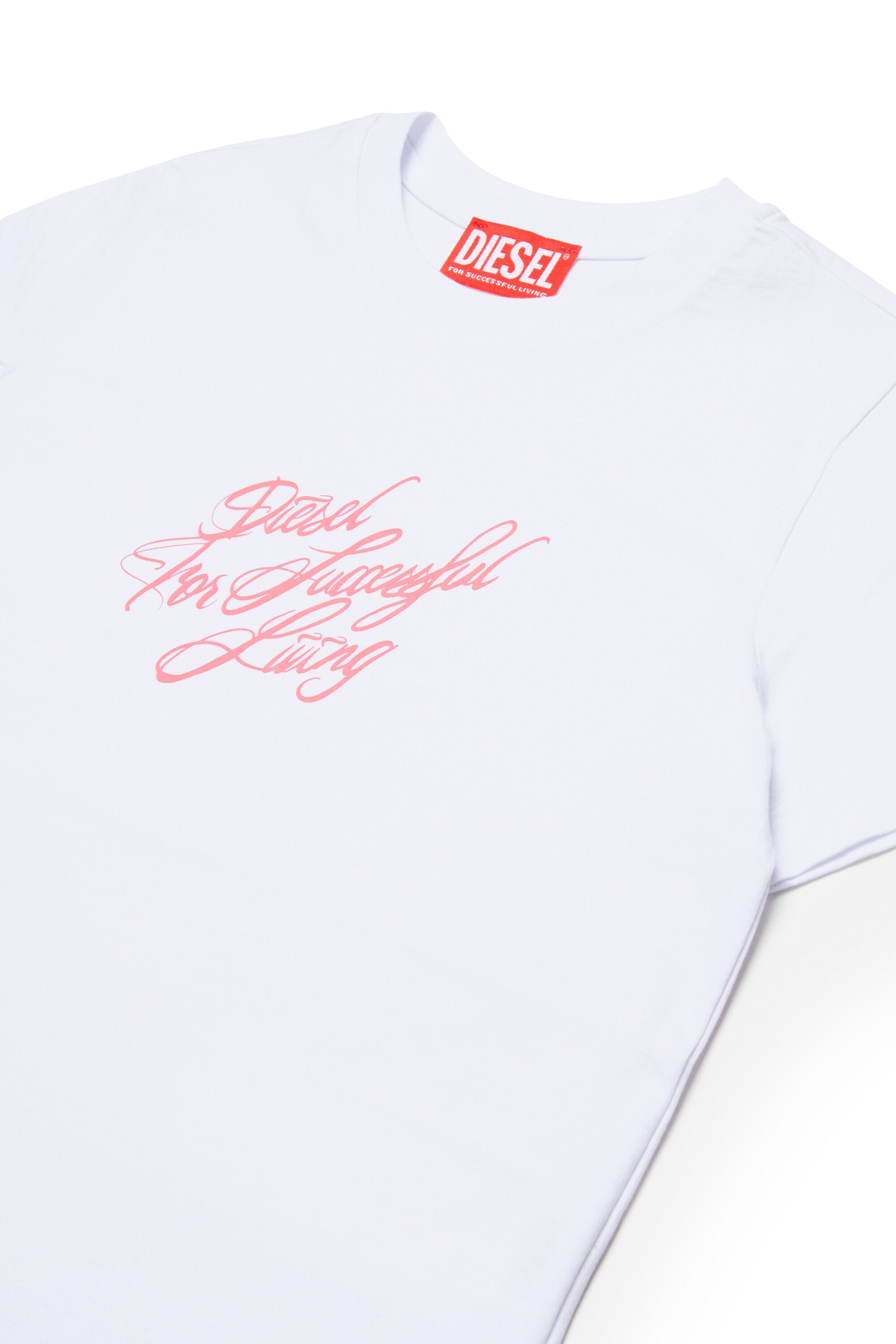 カリグラフィーロゴ入りTシャツ