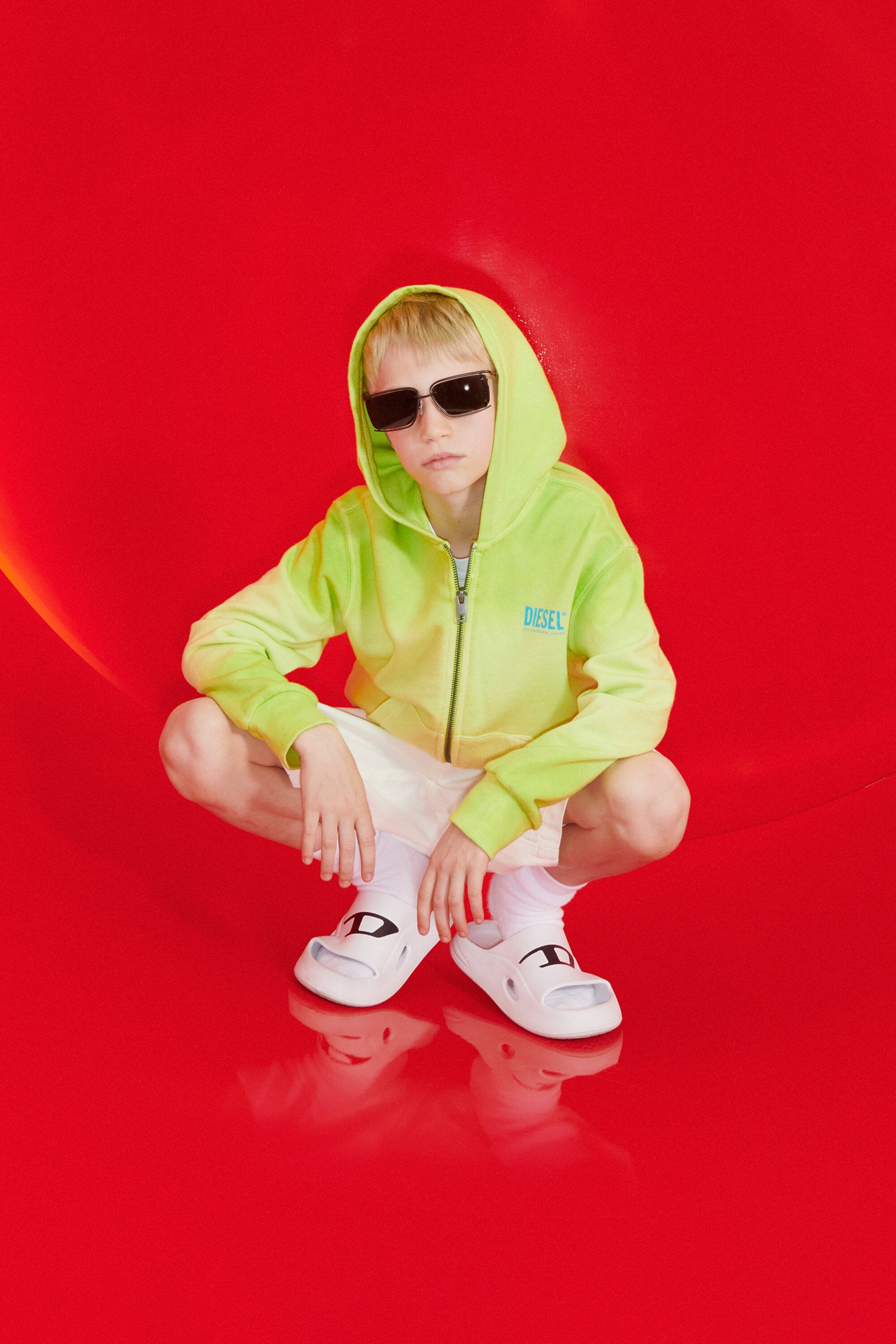 フルジップロゴプリントスウェット