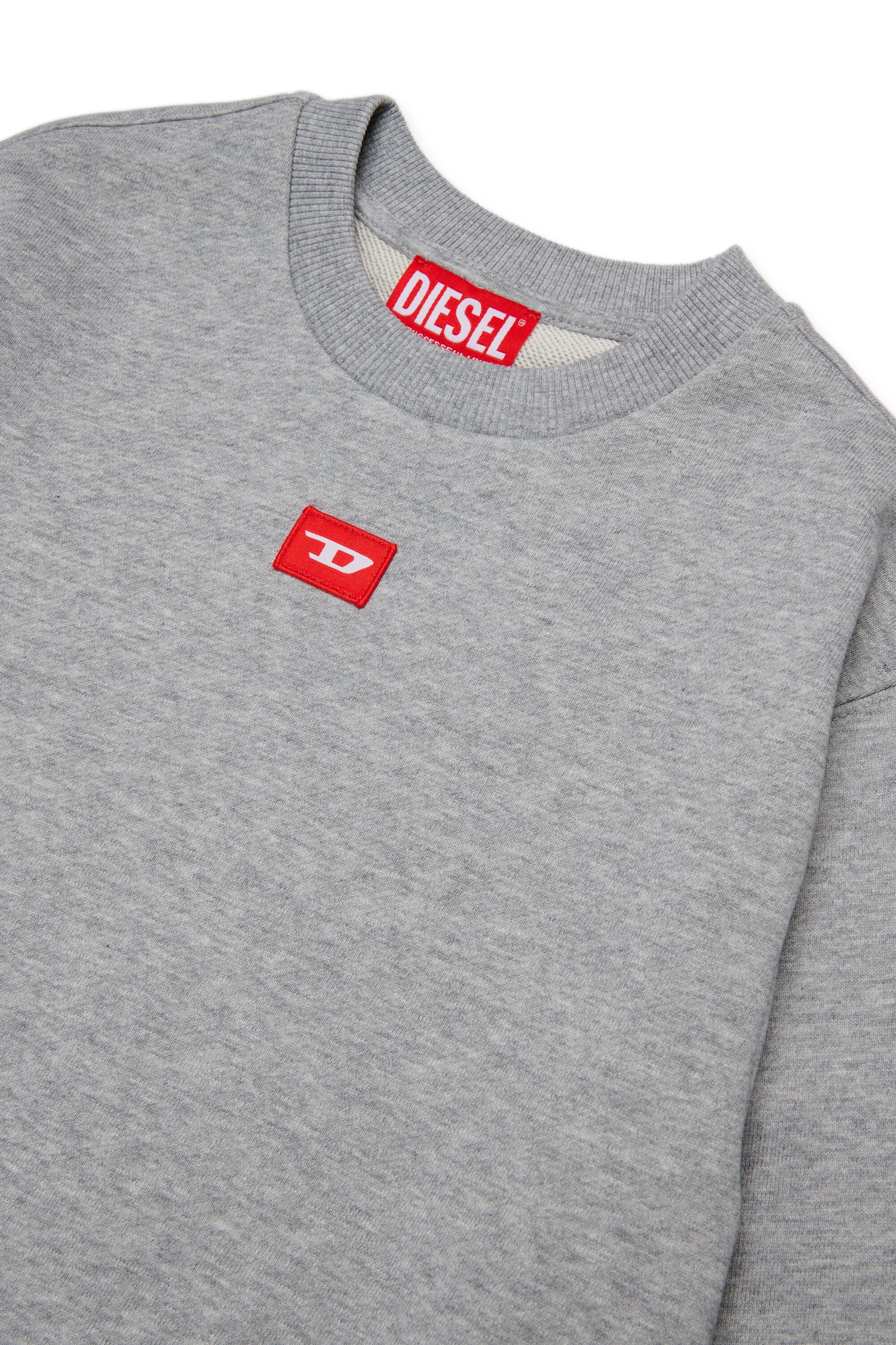 Crewneck sweatshirt with logo