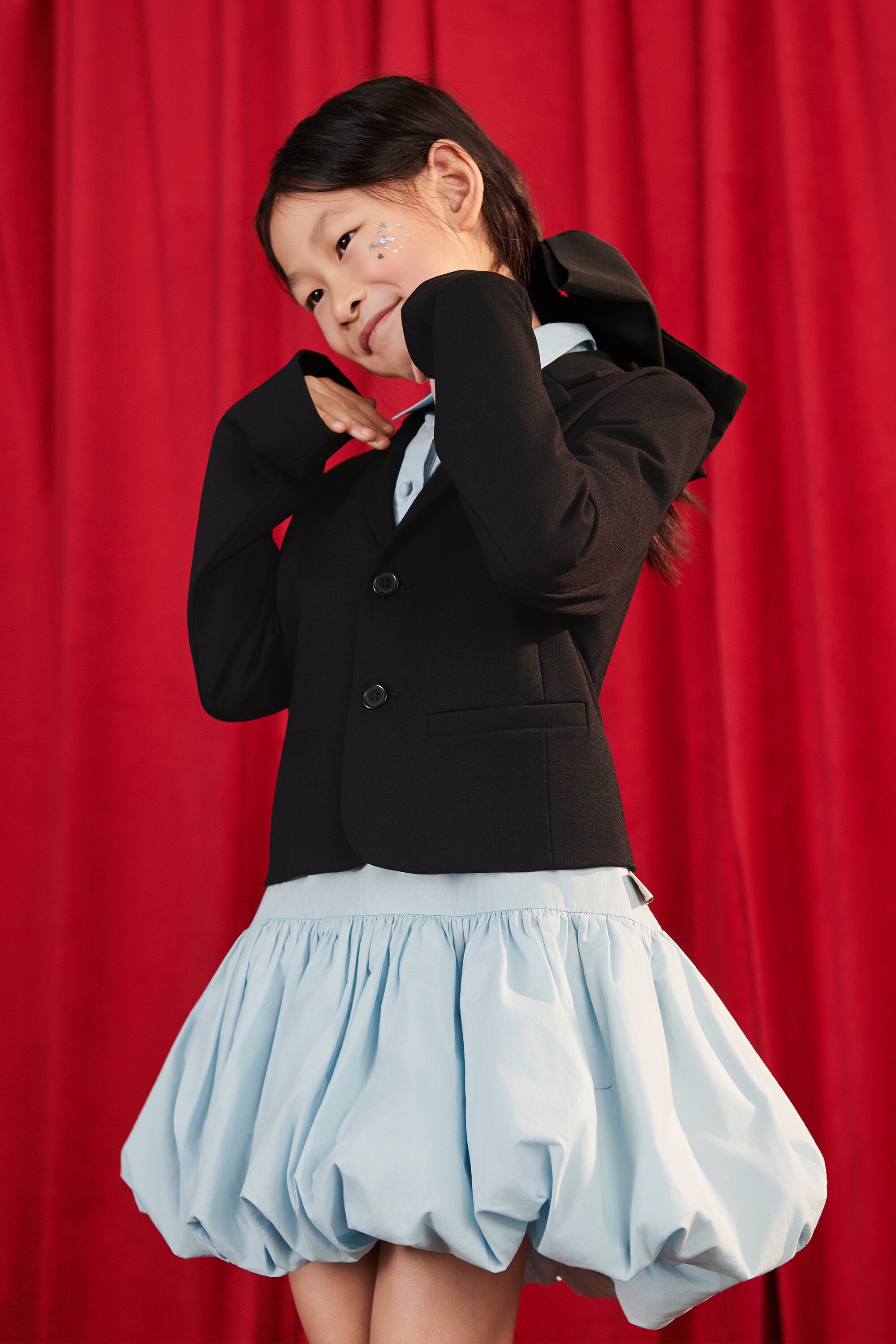 ロゴ入りブレザー