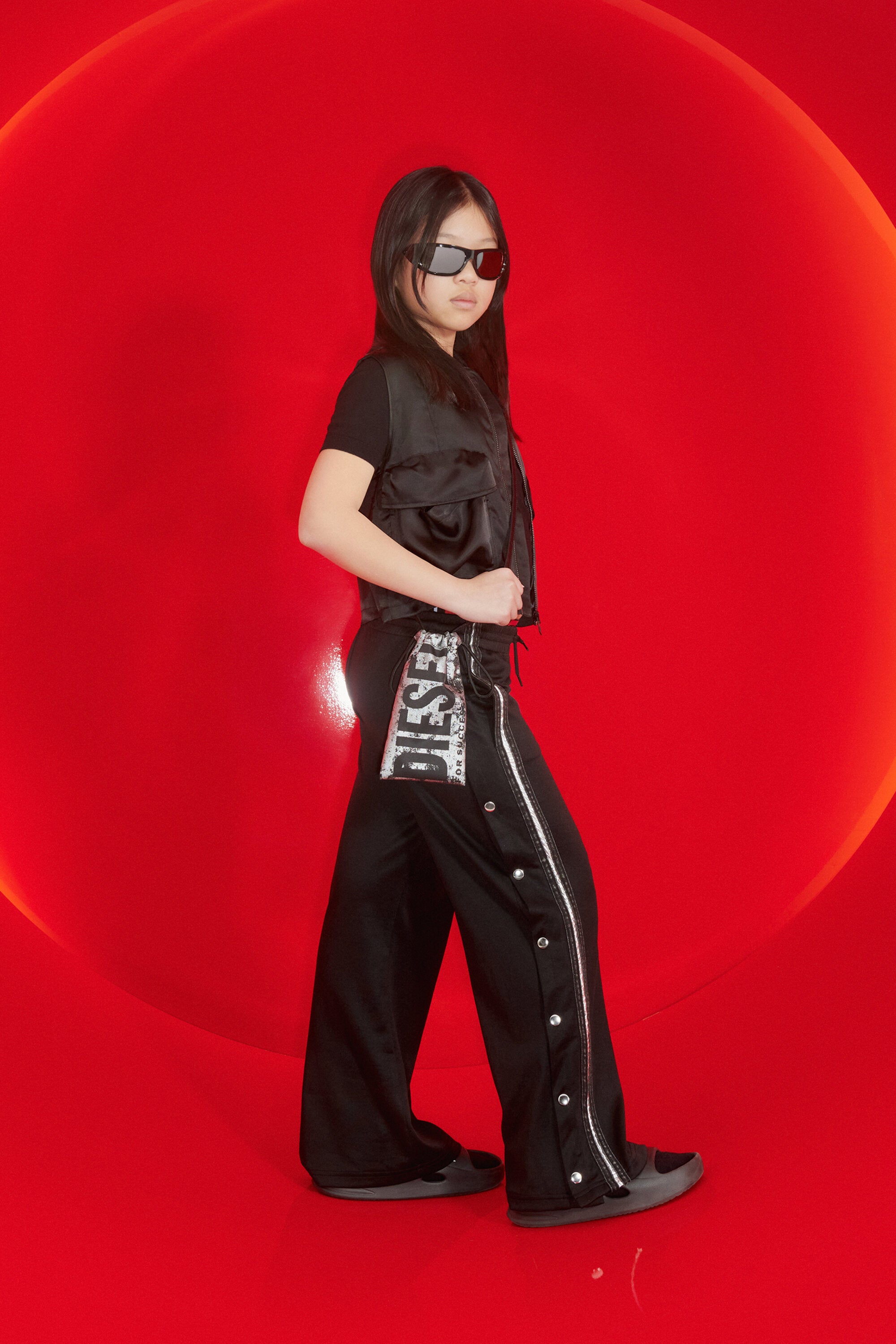 ロゴ入りスウェットパンツ