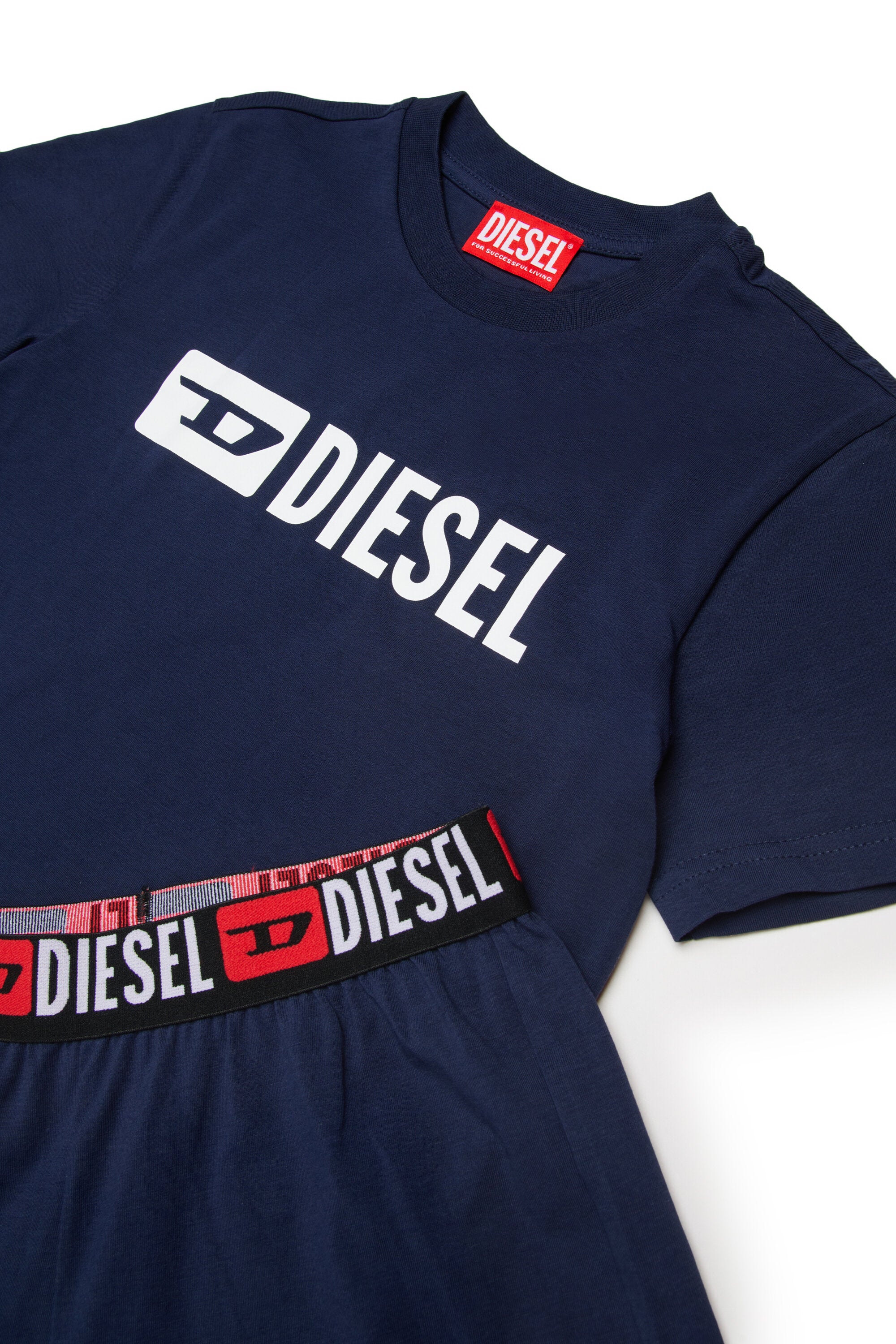 ロゴ入りパジャマ