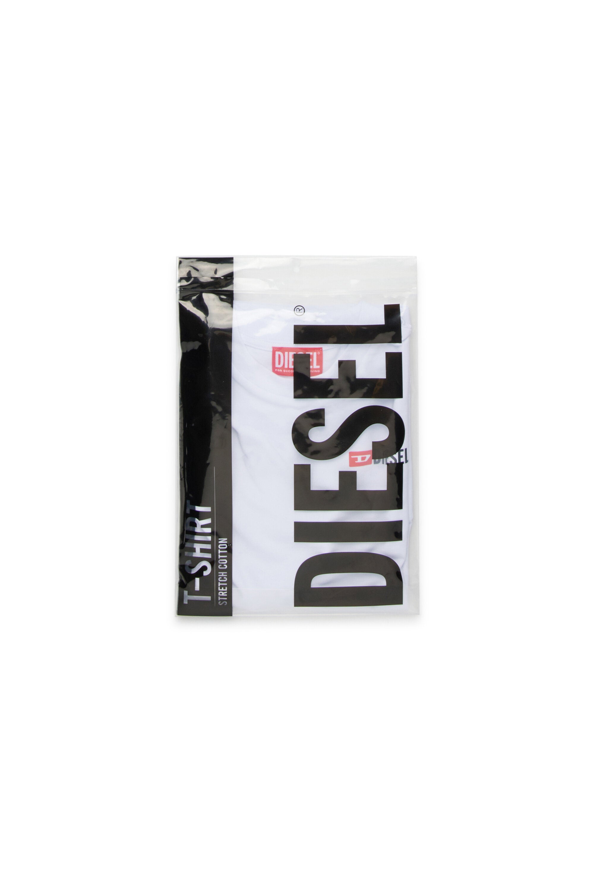 ロゴ入りTシャツ