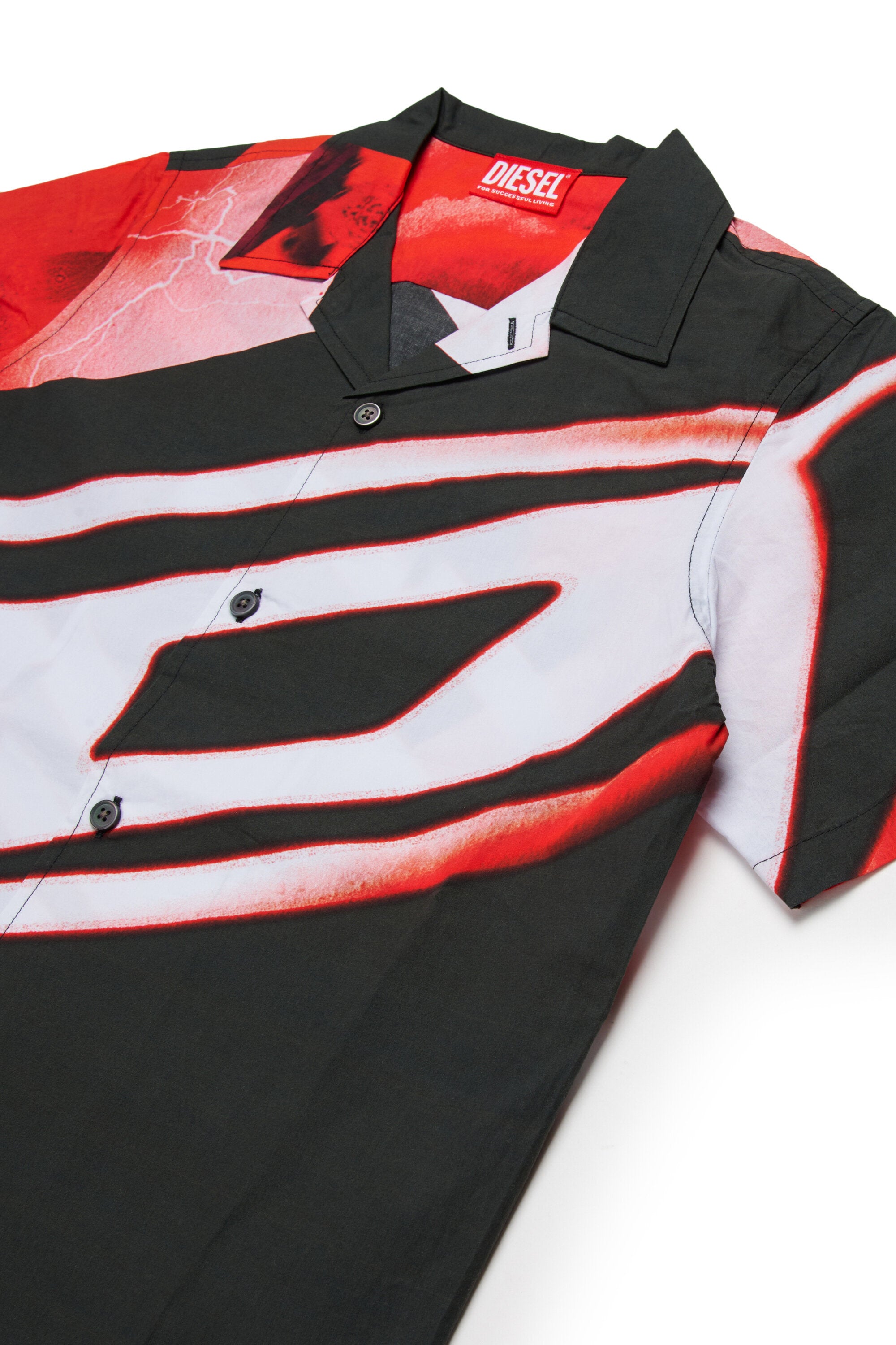 ロゴ入り半袖シャツ