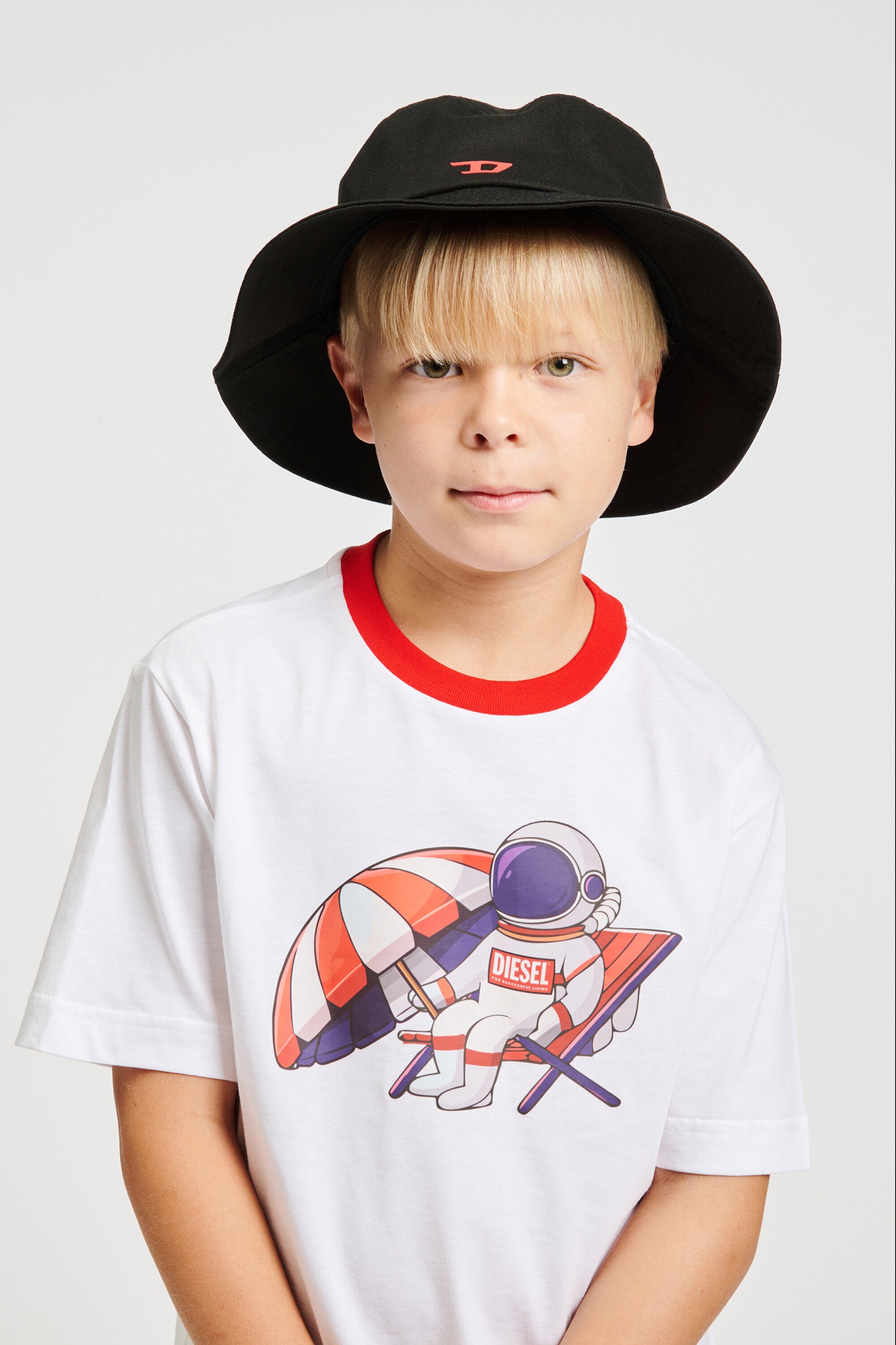 Dパッチ付きバケットハット