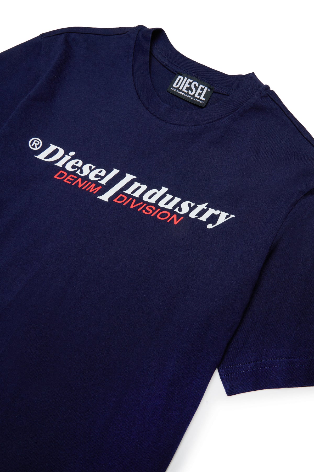 ロゴ入りTシャツ