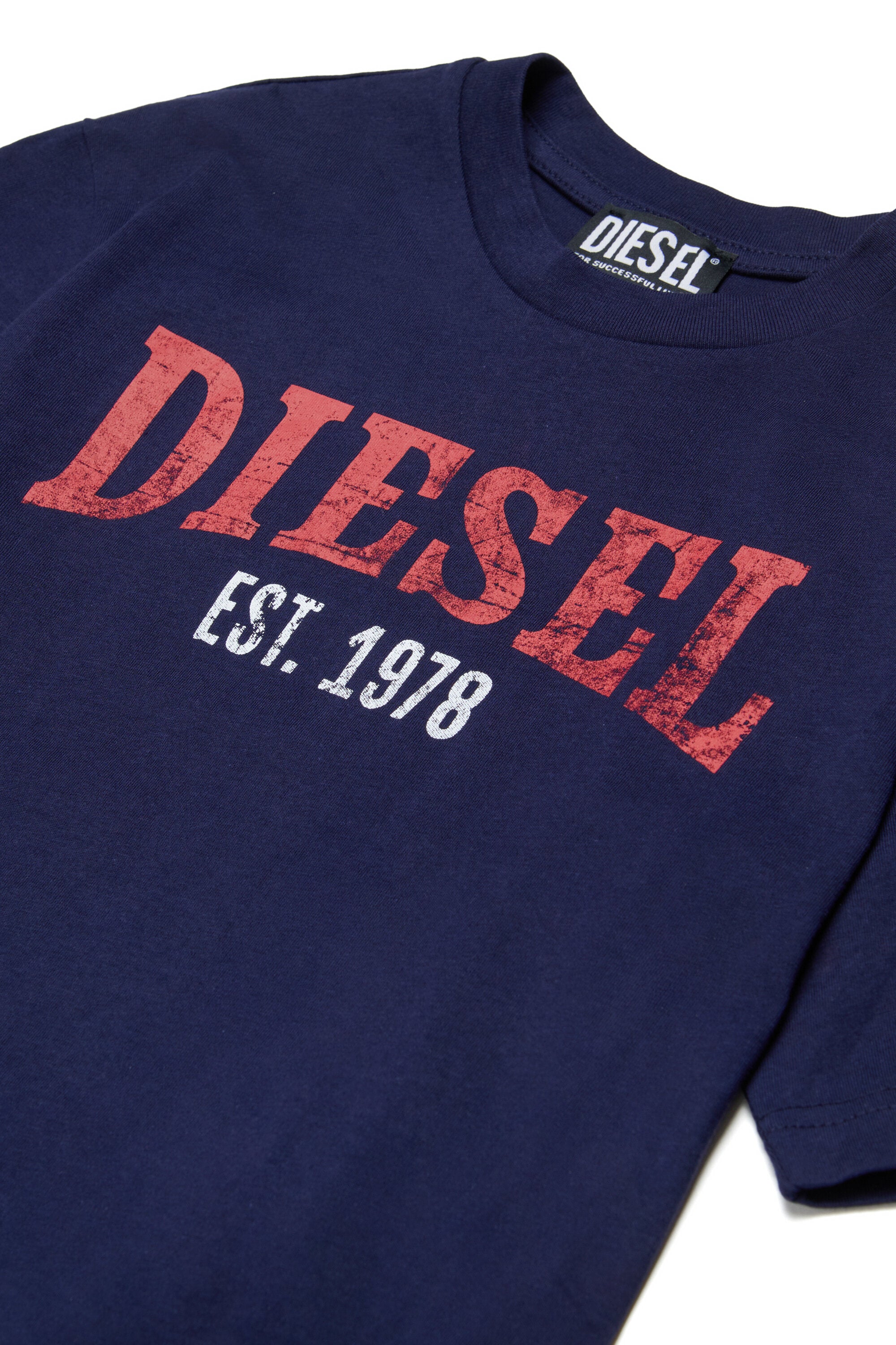 T-shirt with logo
