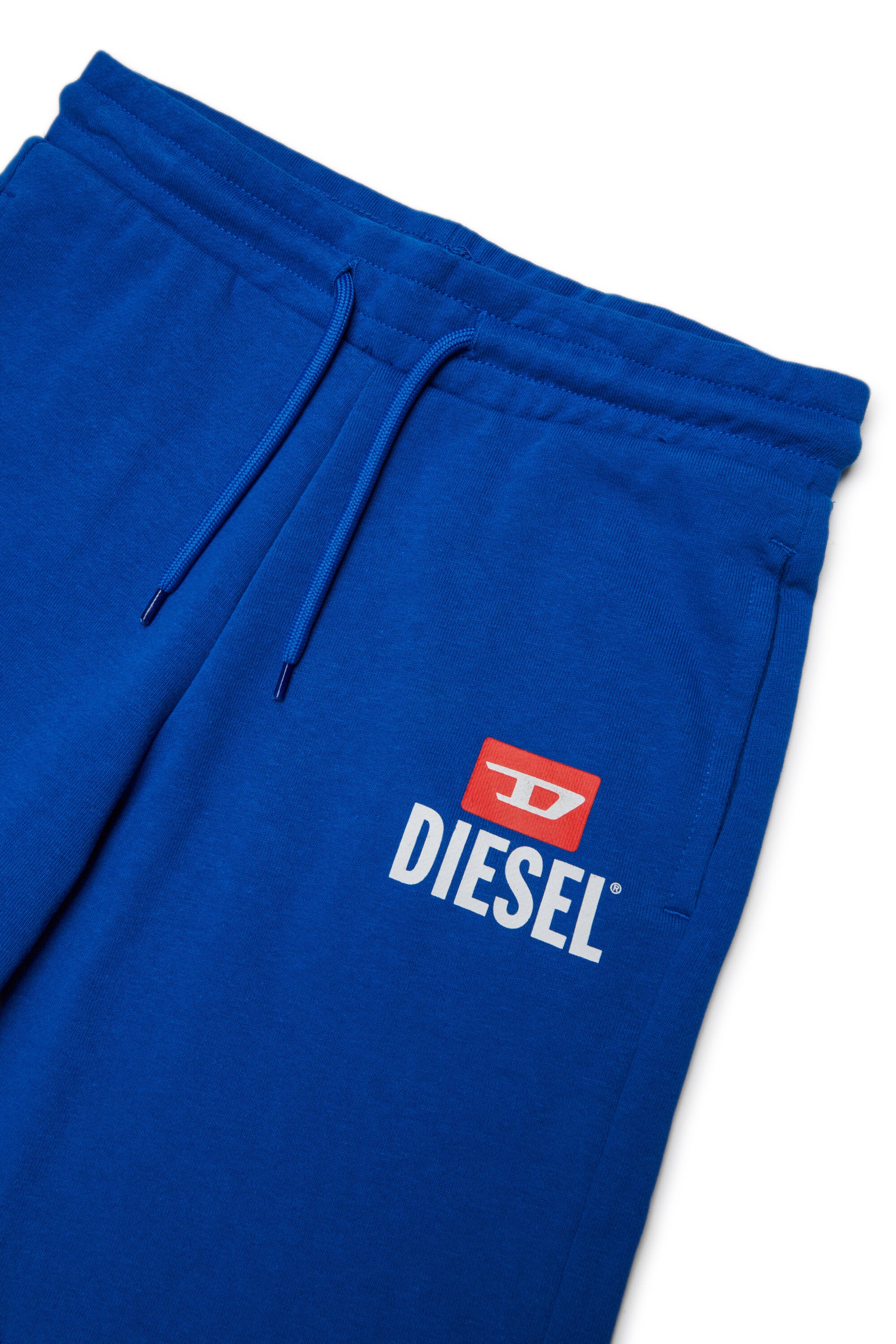 Fleece shorts with logo