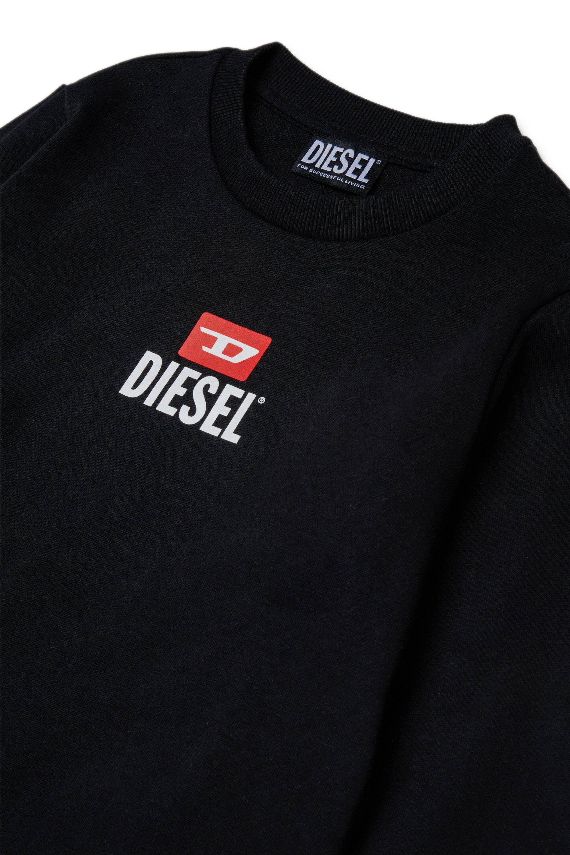 ロゴ入りトラックスーツ