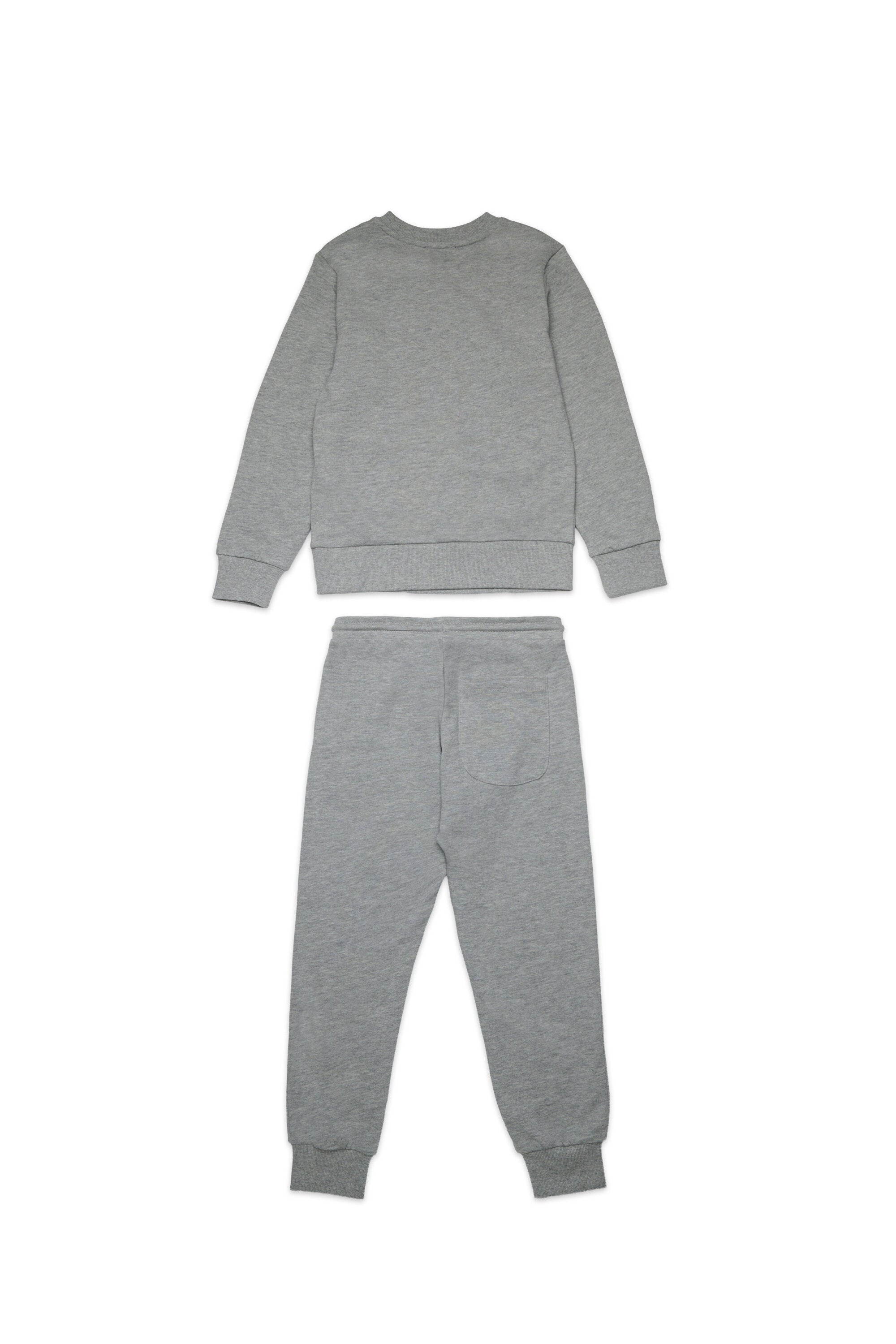 ロゴ入りトラックスーツ