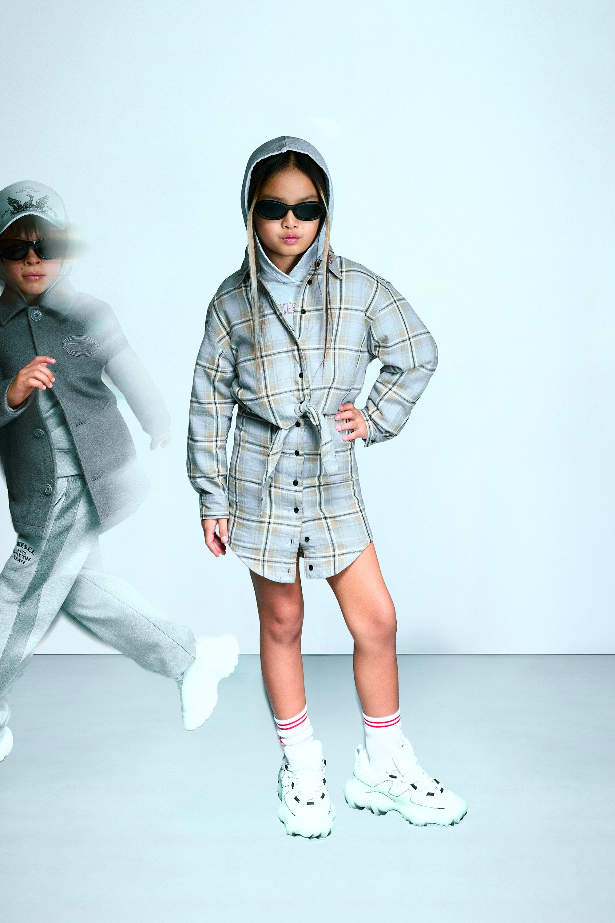 ロゴ入りチェック柄シャツワンピース
