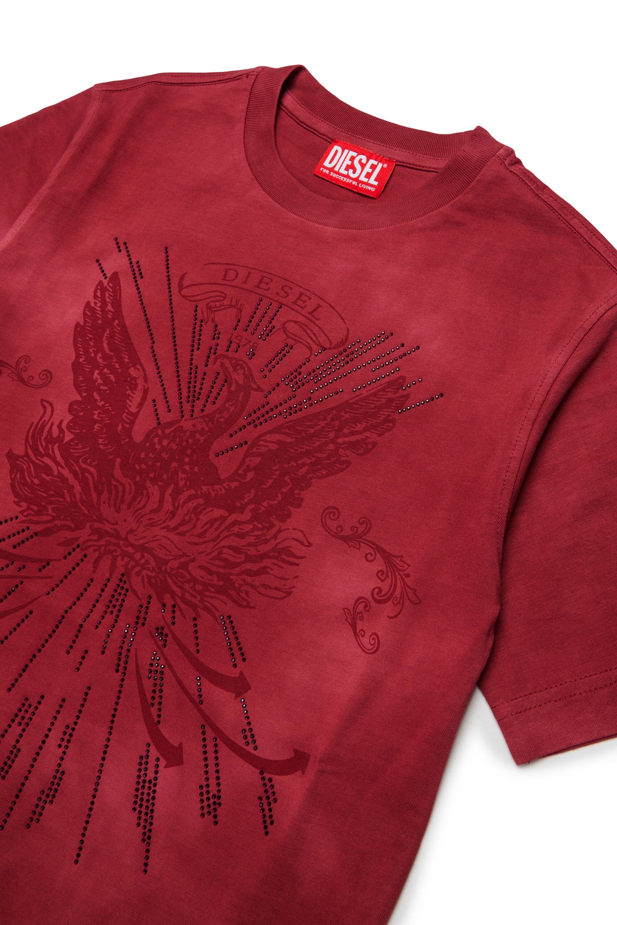 ロゴ入りTシャツ