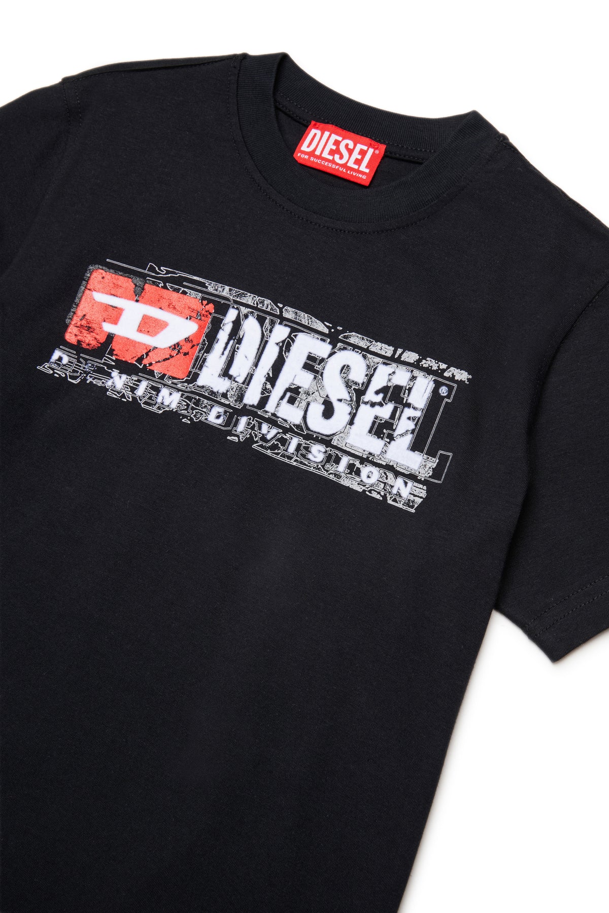 ロゴ入りTシャツ