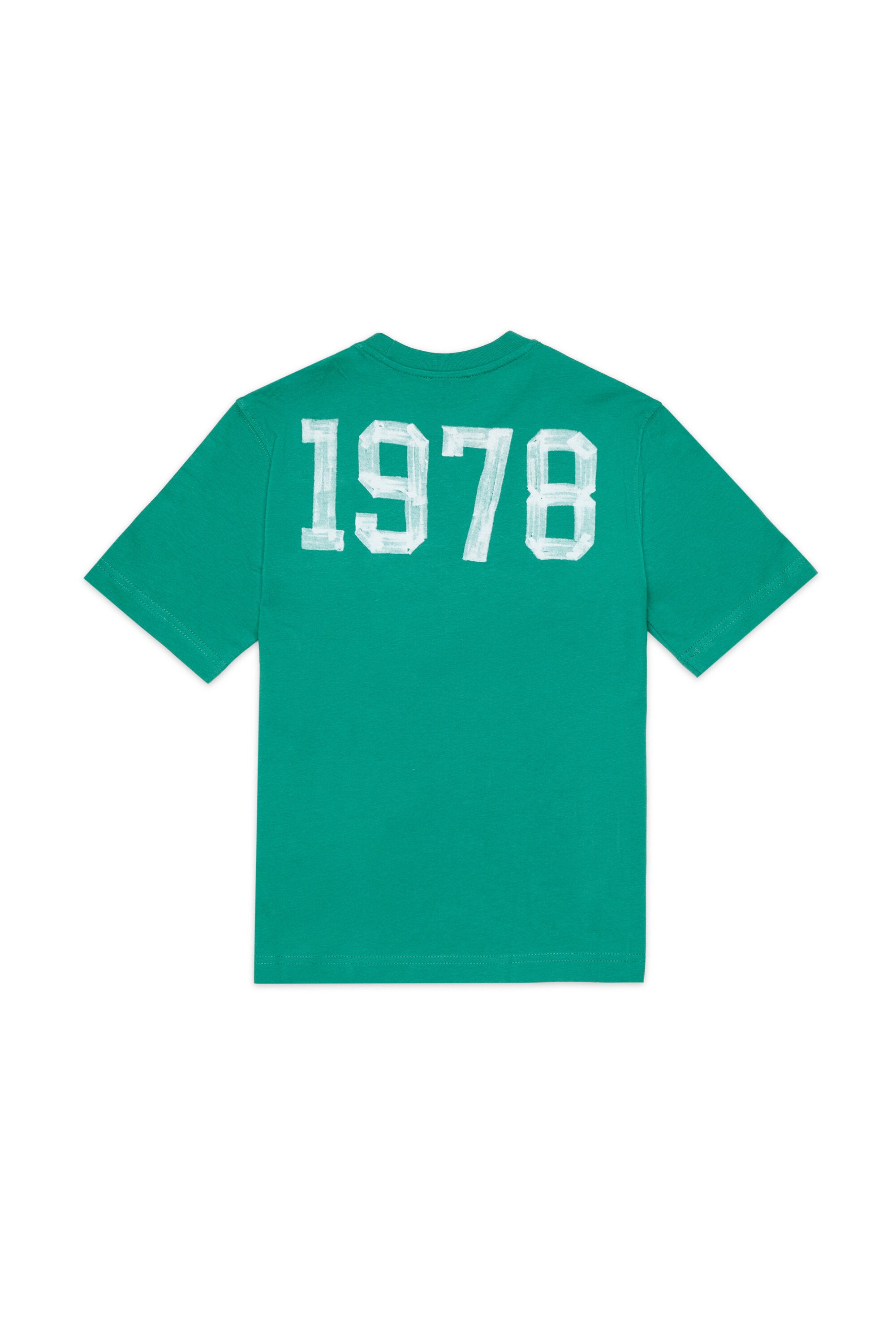ロゴ入りTシャツ
