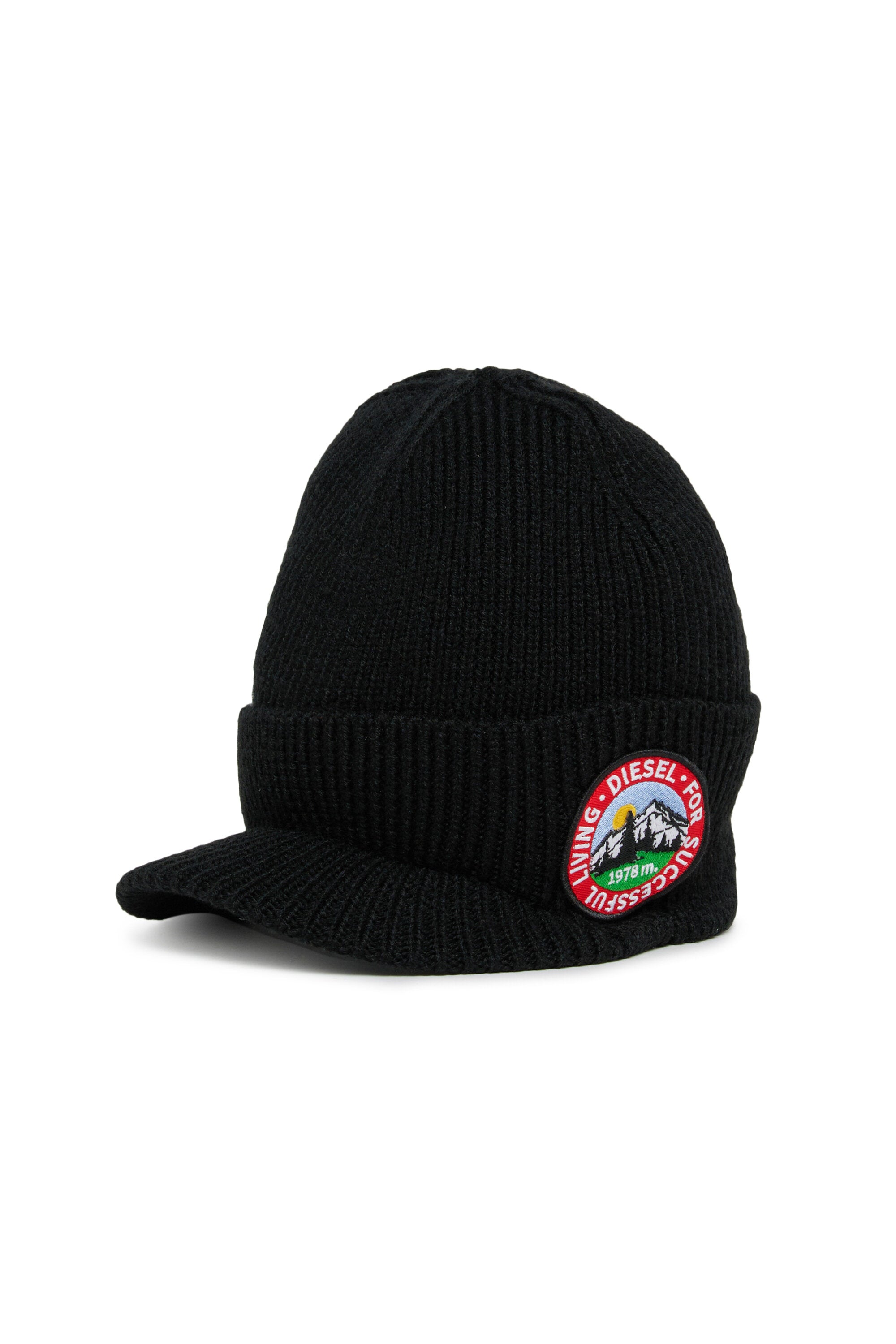 Cap with visor and logo