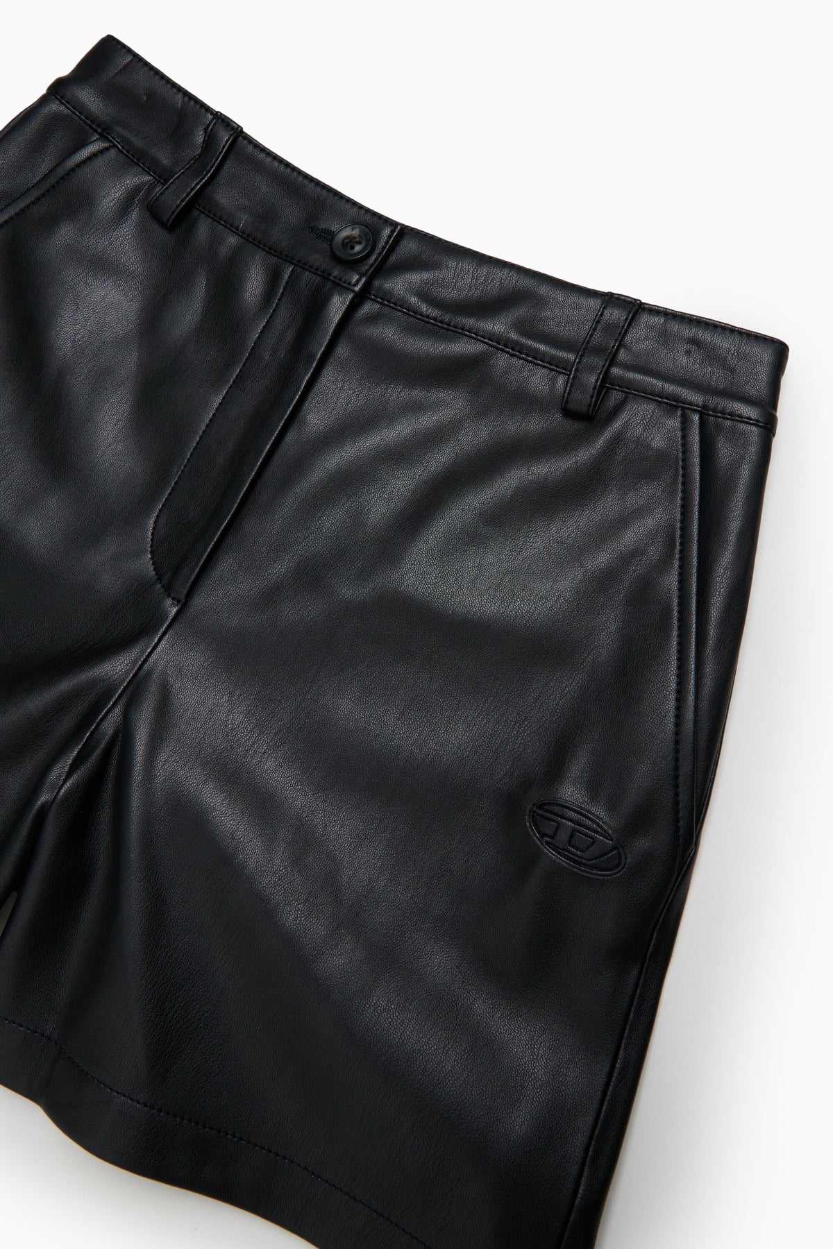 Shorts with logo
