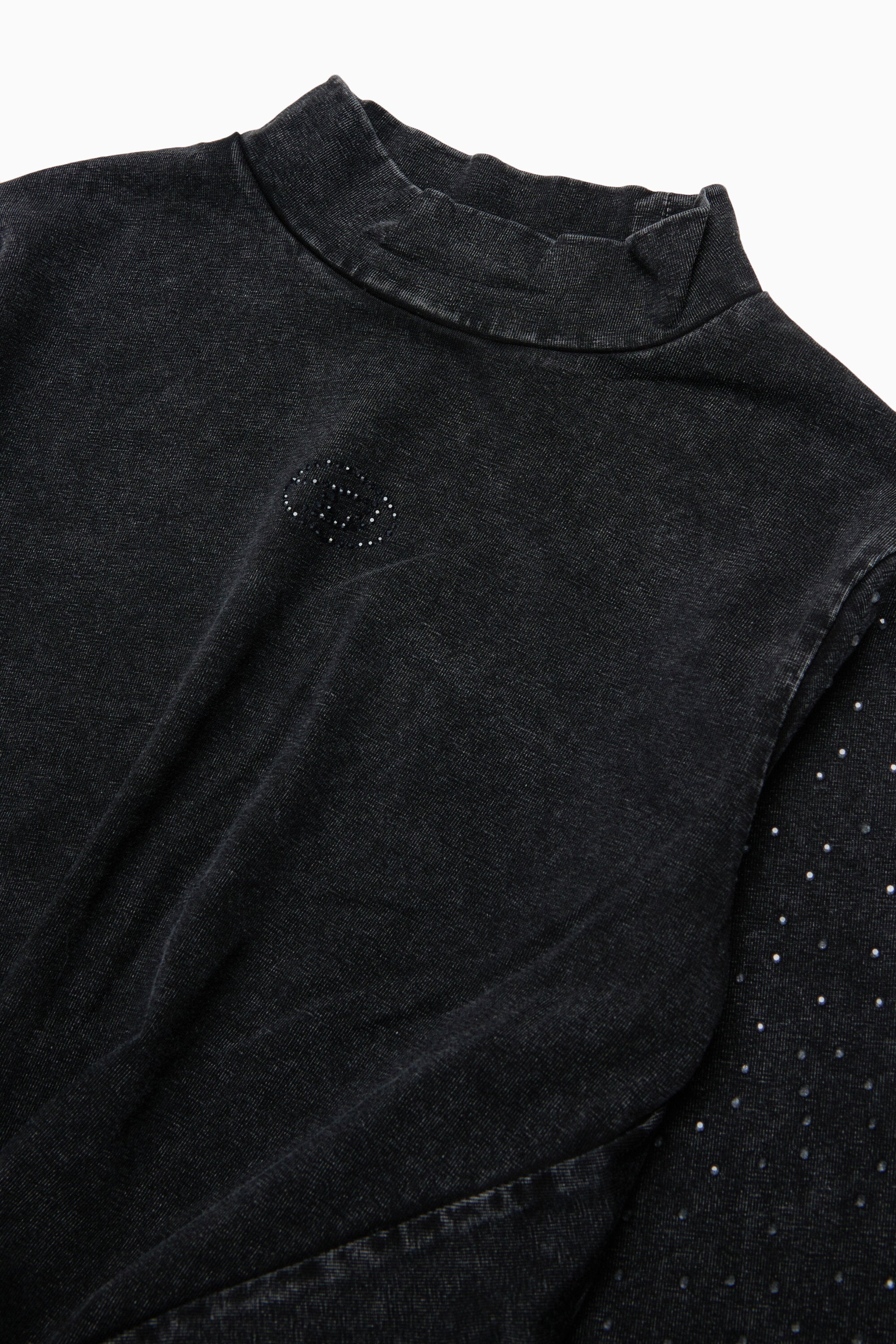 長袖Tシャツ、フロントノットデザイン