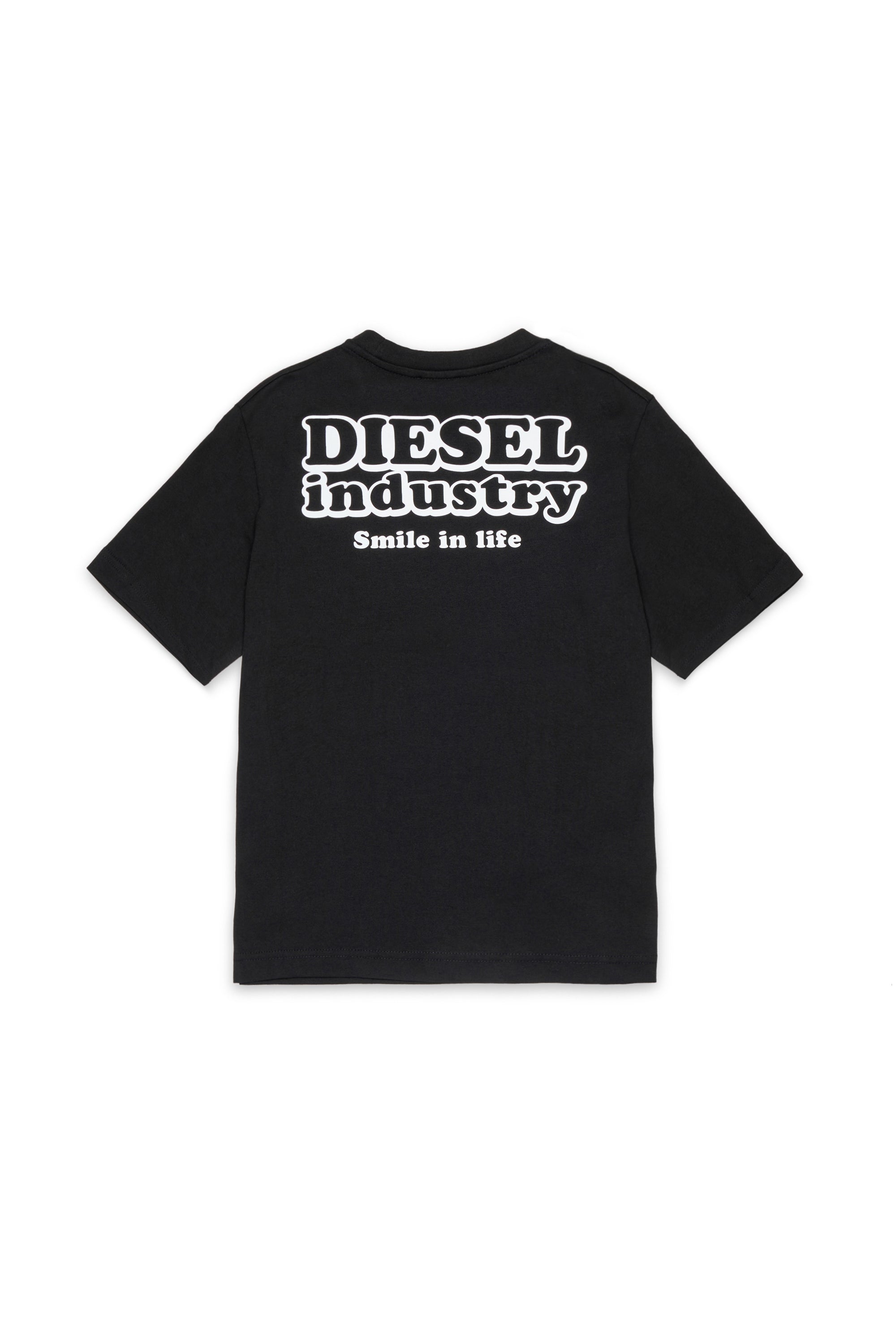 ロゴ入りTシャツ