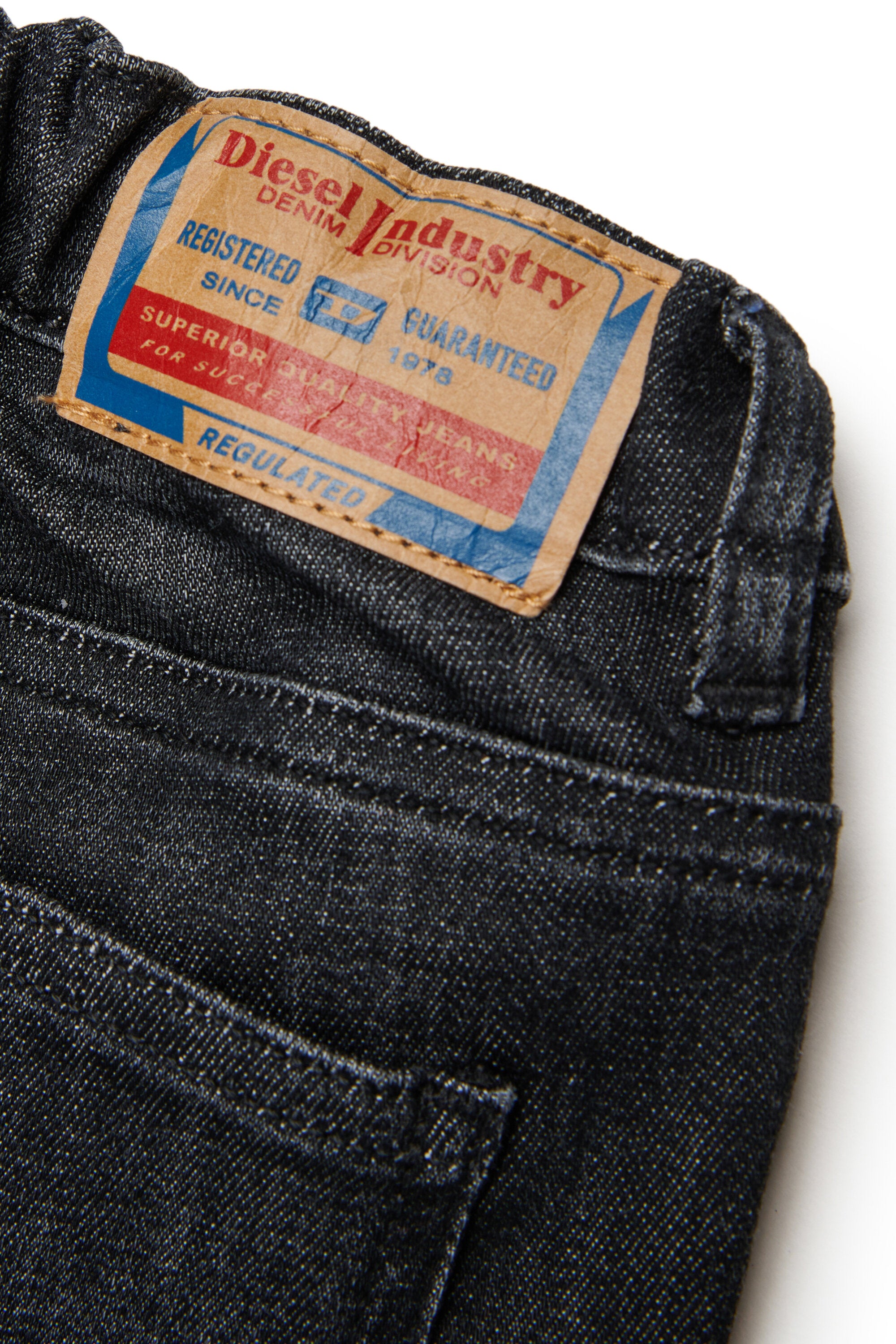 Regular fit black wash jeans - D-Gale