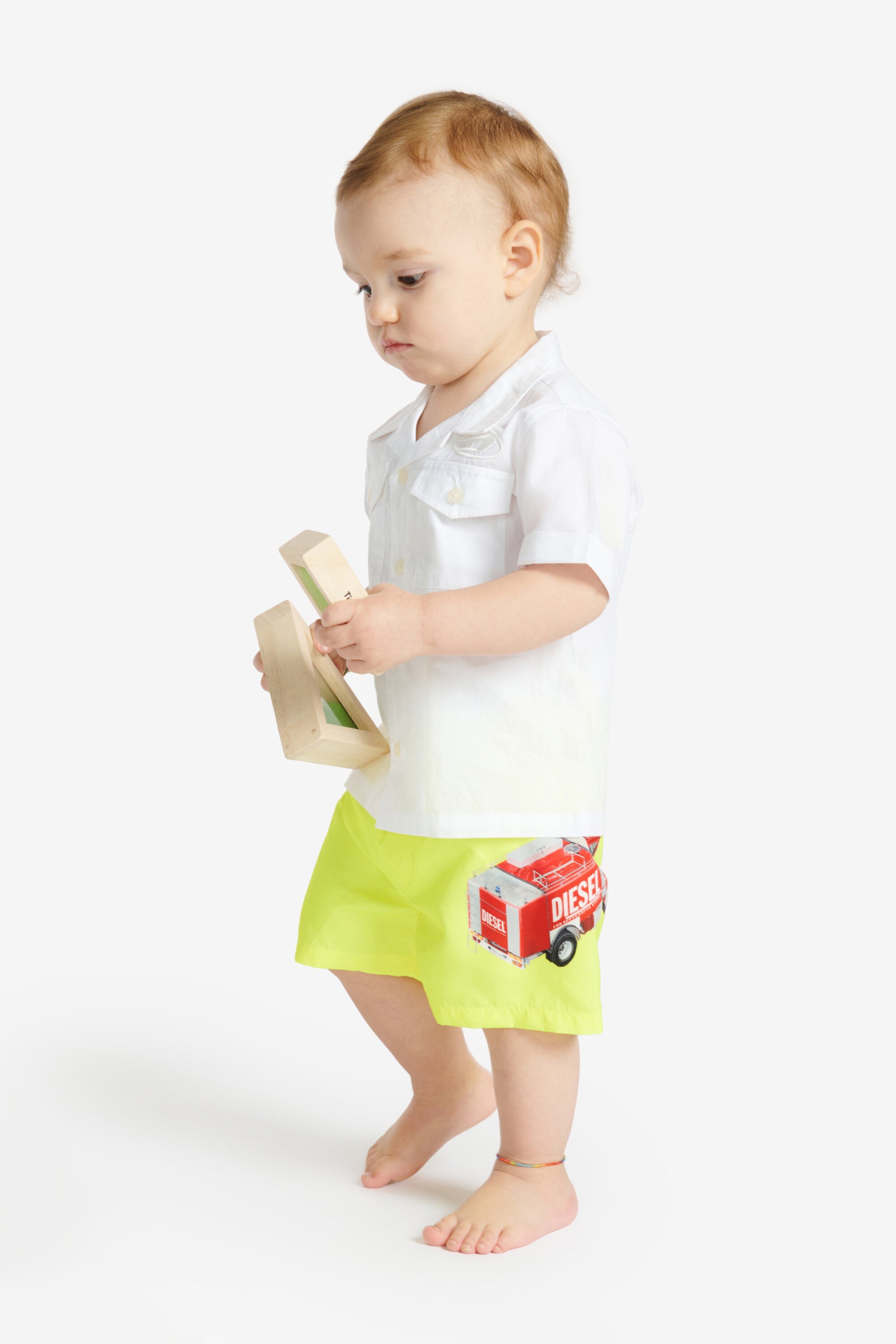 消防車グラフィックのボクサー水着